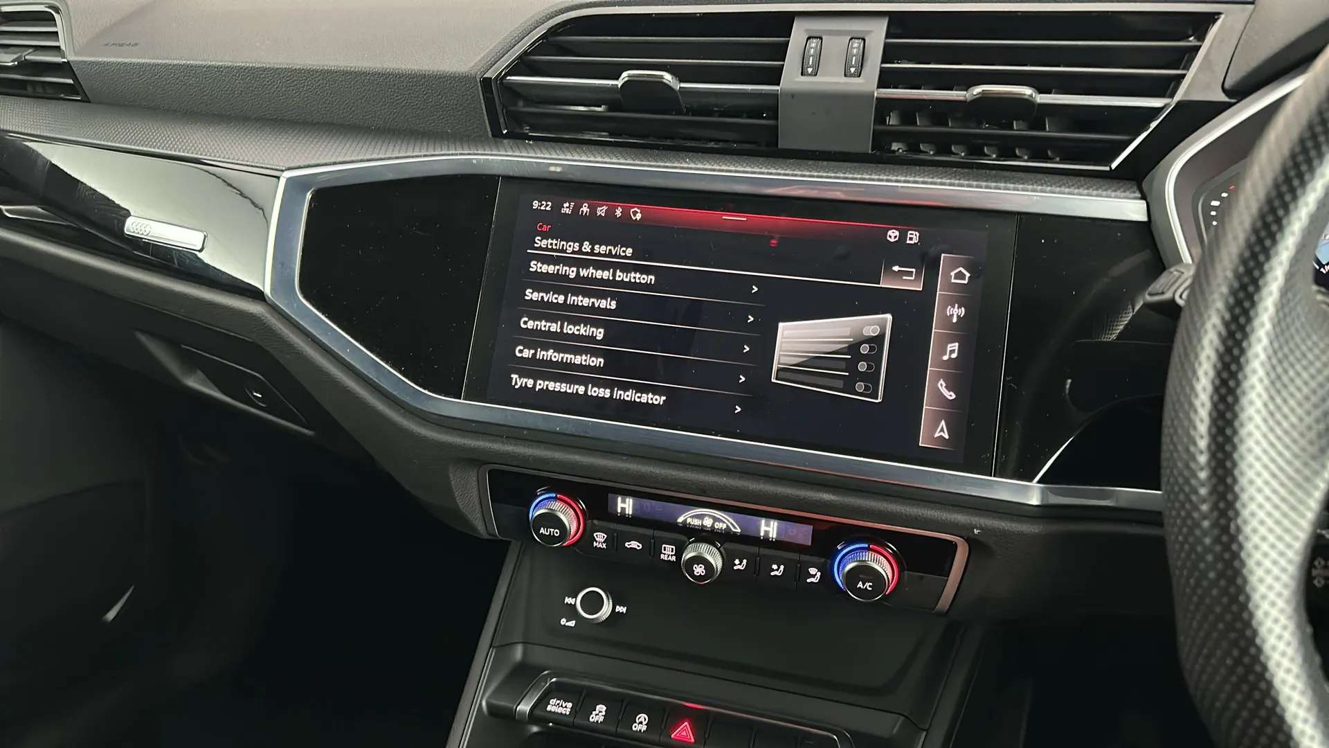 2022 AUDI Q3 2022 AUDI Q3