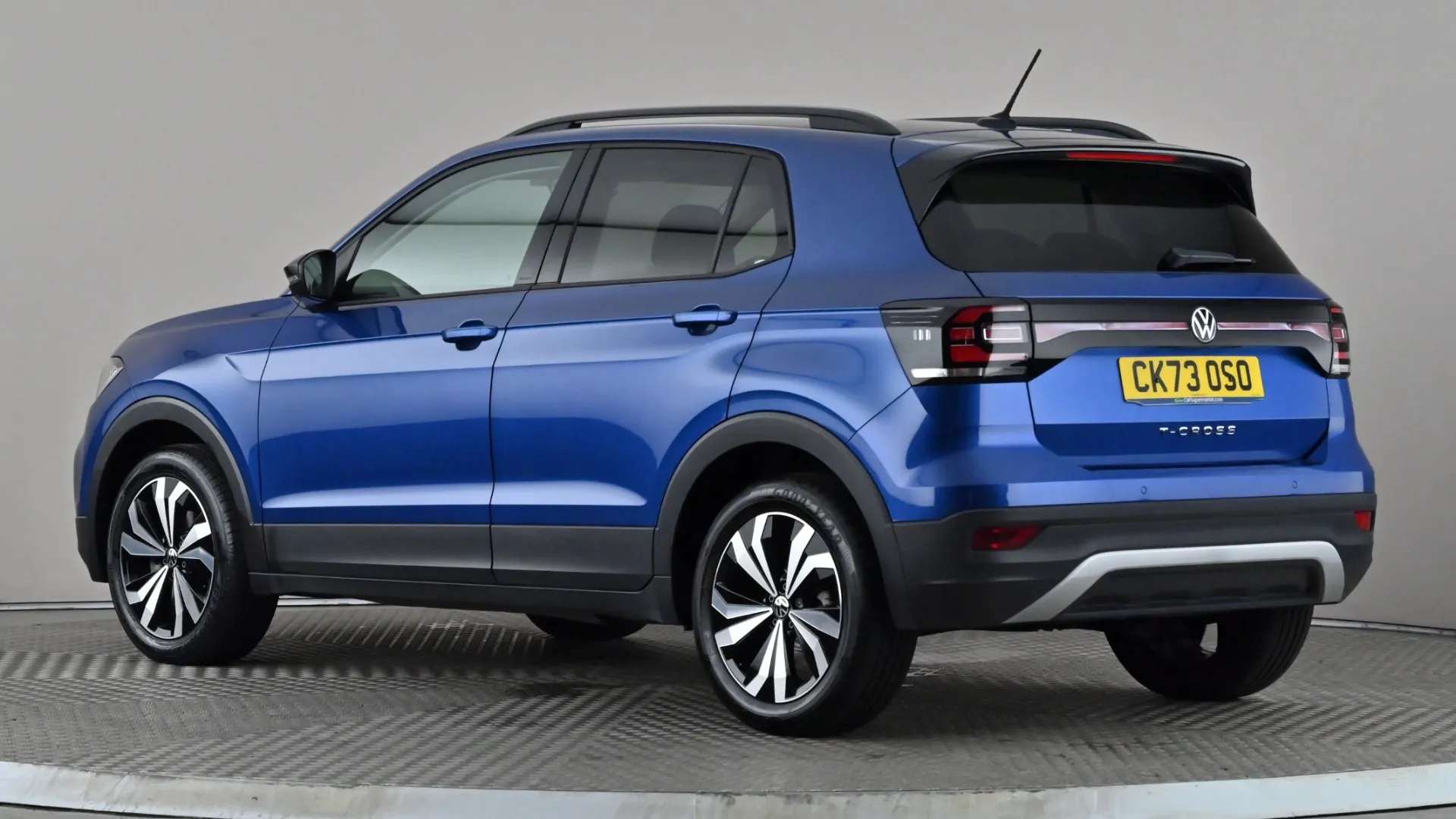 A 2023 VOLKSWAGEN T-CROSS 1.0 TSI 110 Black Edition A 2023 VOLKSWAGEN T-CROSS 1.0 TSI 110 Black Edition