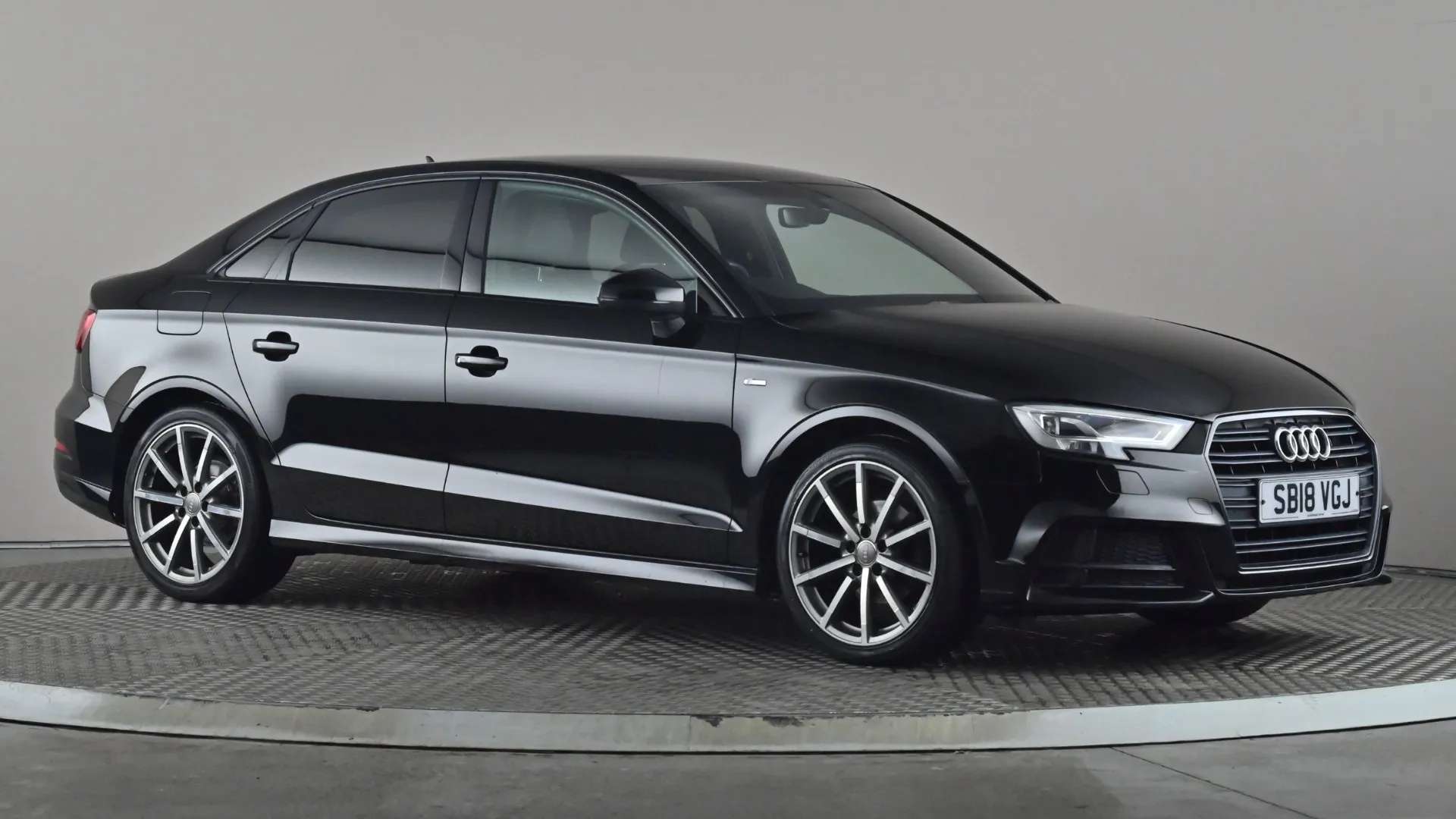 A 2018 AUDI A3 1.5 TFSI Black Edition A 2018 AUDI A3 1.5 TFSI Black Edition