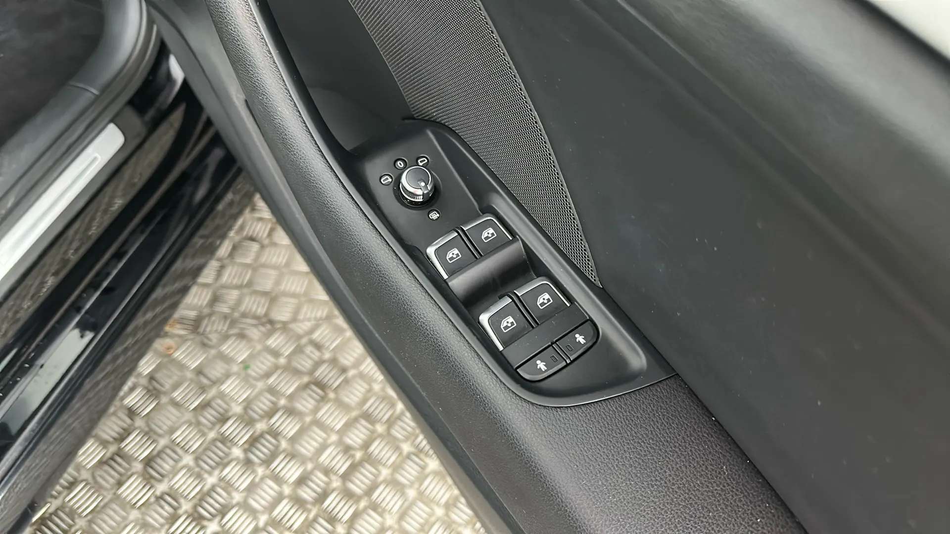 2018 AUDI A3 2018 AUDI A3