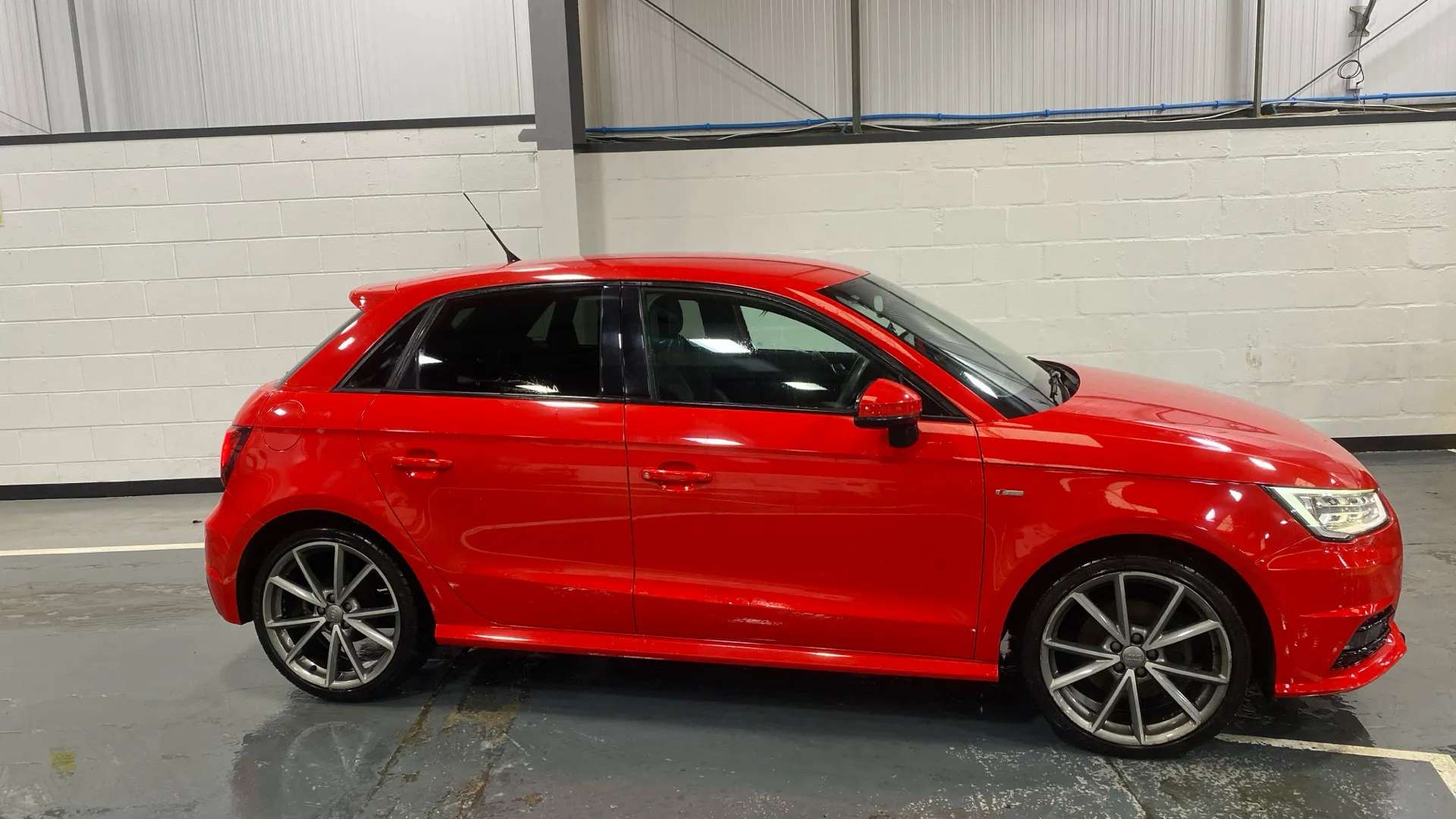 A 2016 AUDI A1 1.4 TFSI 150 Black Edition A 2016 AUDI A1 1.4 TFSI 150 Black Edition
