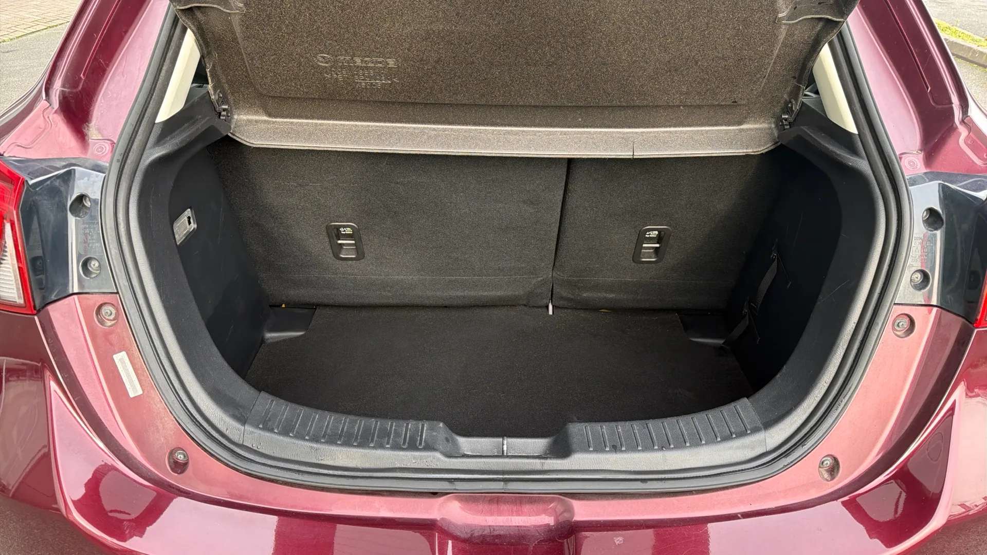 2018 MAZDA MAZDA2 2018 MAZDA MAZDA2