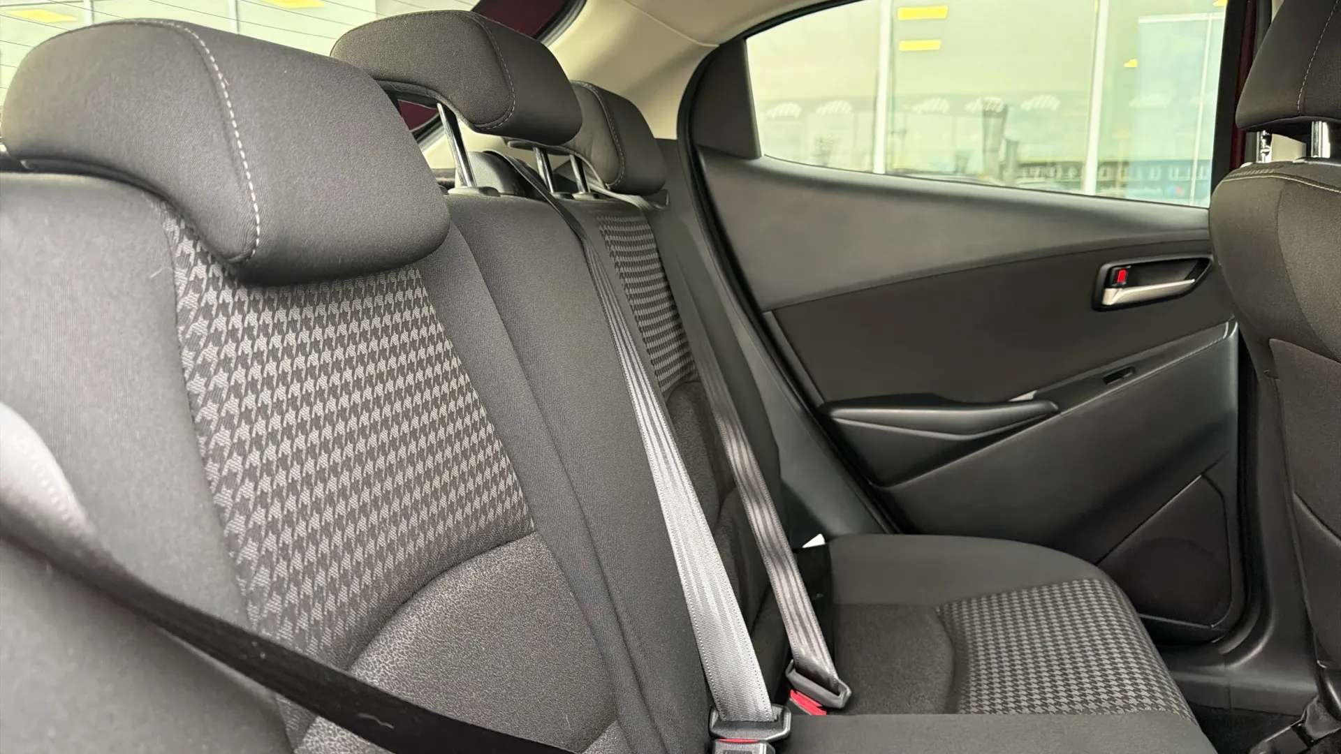 2018 MAZDA MAZDA2 2018 MAZDA MAZDA2