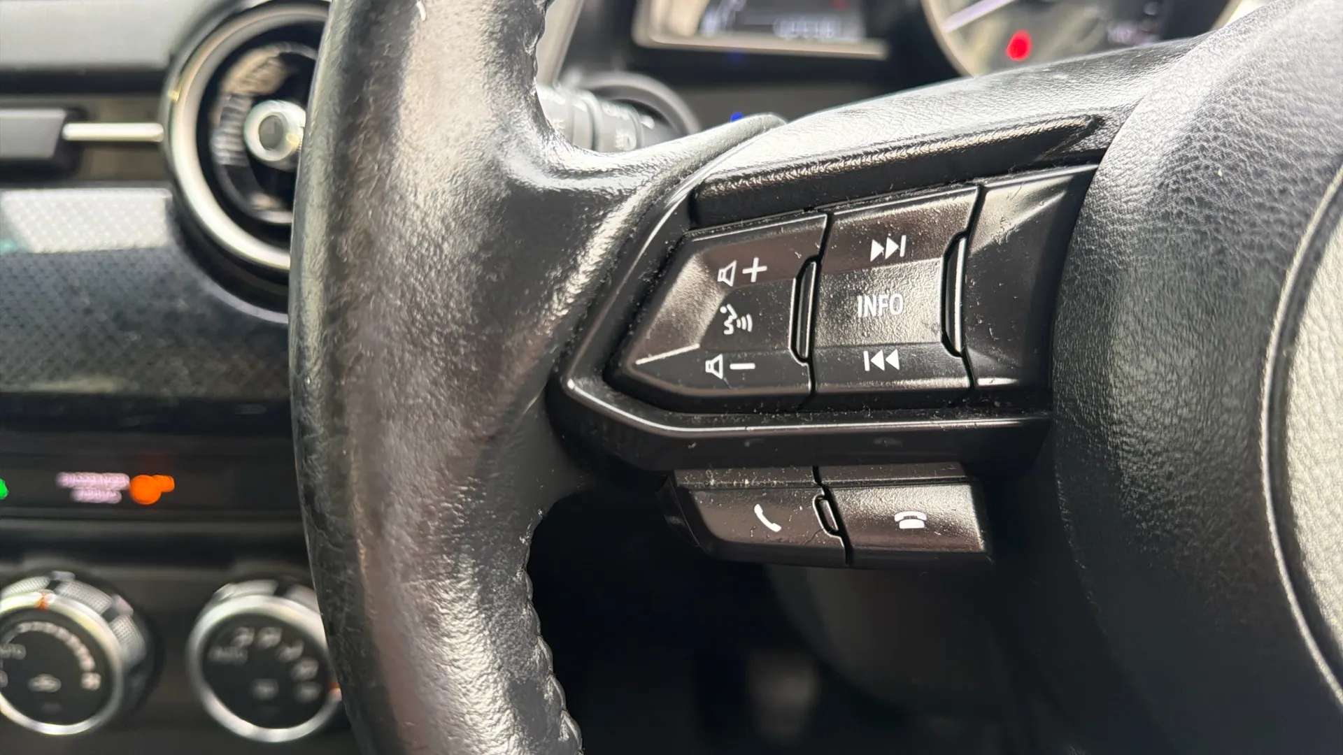 2018 MAZDA MAZDA2 2018 MAZDA MAZDA2