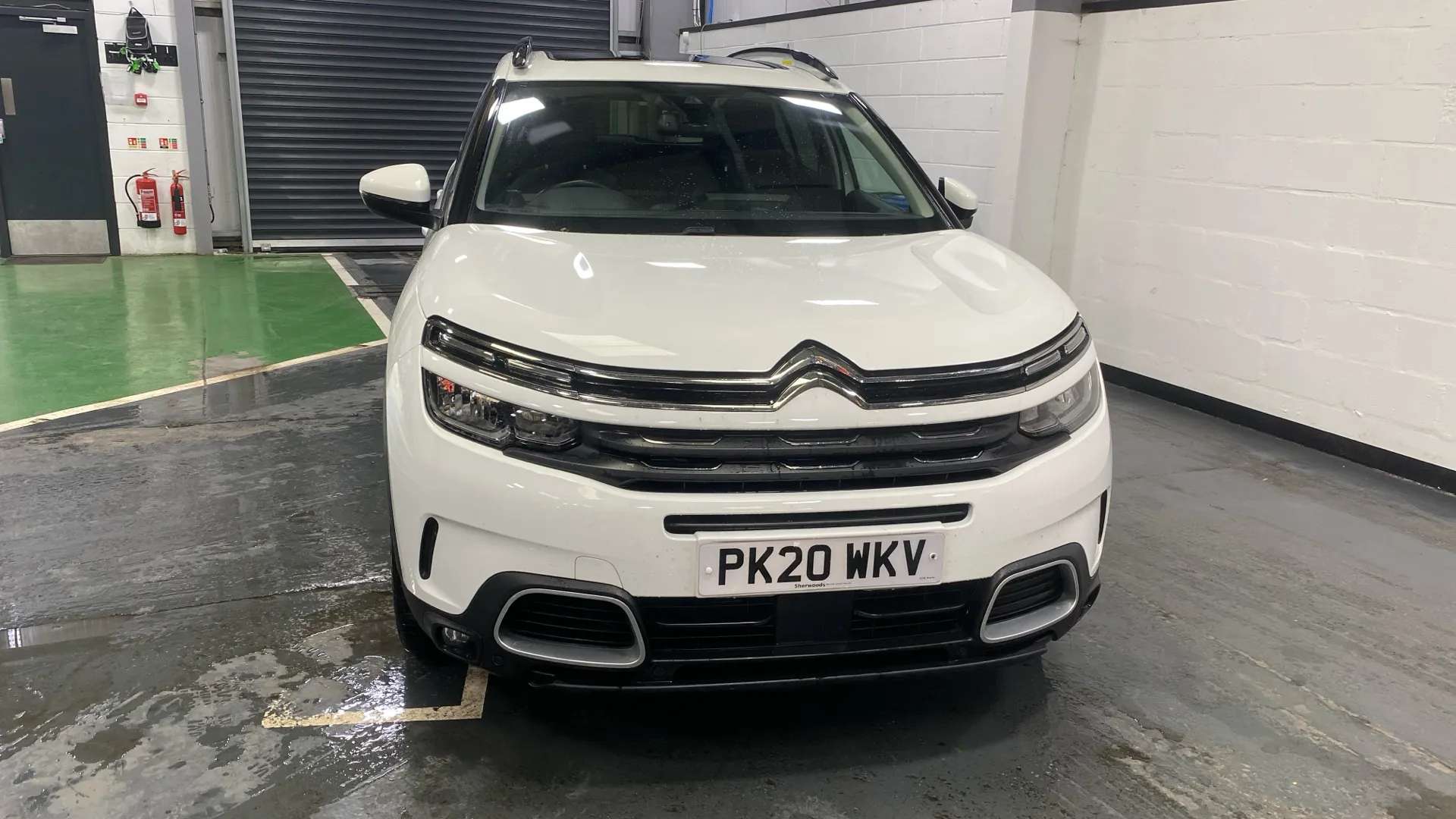 A 2020 CITROEN C5 AIRCROSS 1.5 BlueHDi 130 Flair Plus EAT8 A 2020 CITROEN C5 AIRCROSS 1.5 BlueHDi 130 Flair Plus EAT8
