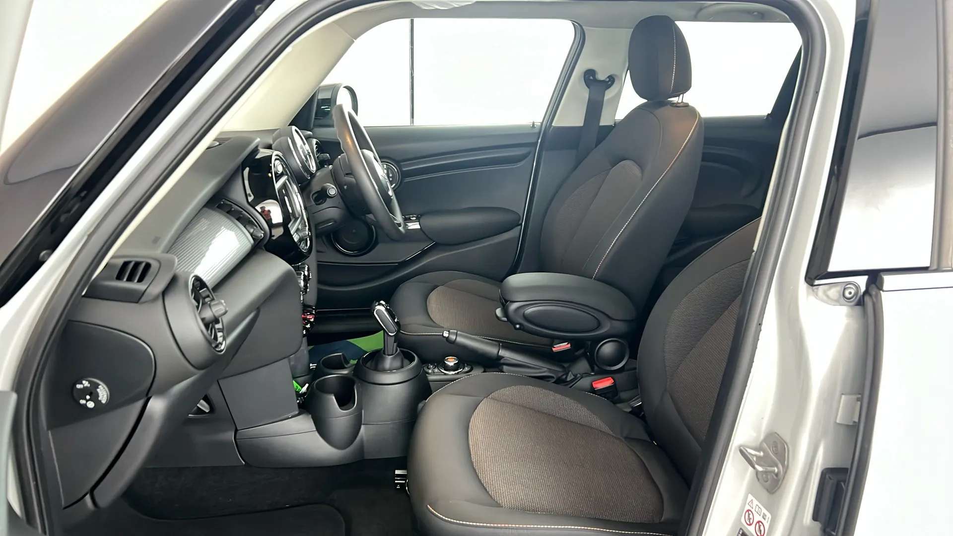 2019 MINI HATCH 2019 MINI HATCH