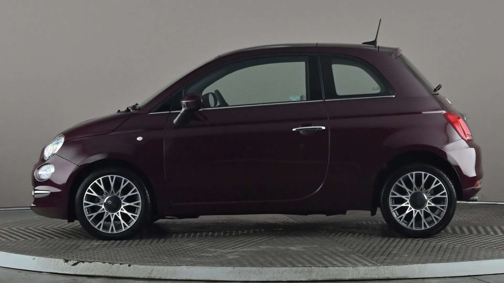 A 2021 FIAT 500 1.0 Mild Hybrid Star A 2021 FIAT 500 1.0 Mild Hybrid Star
