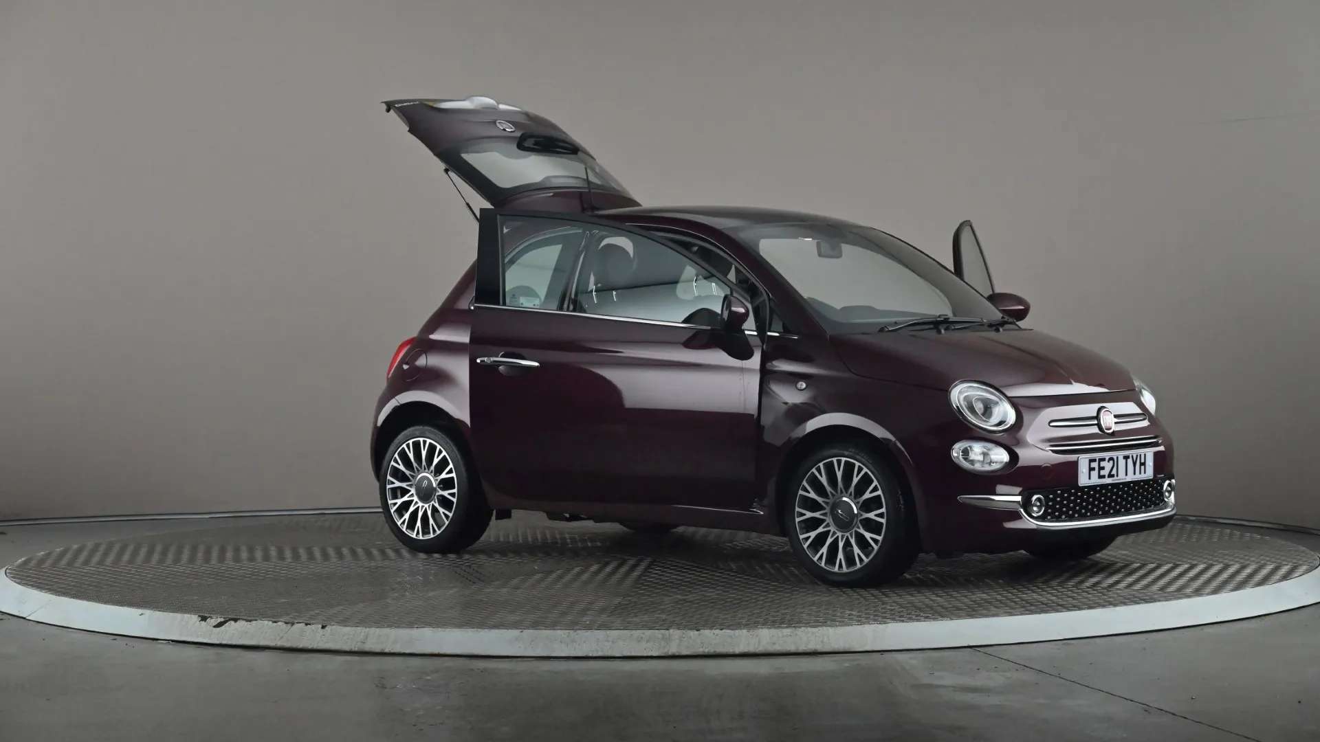 2021 FIAT 500 2021 FIAT 500