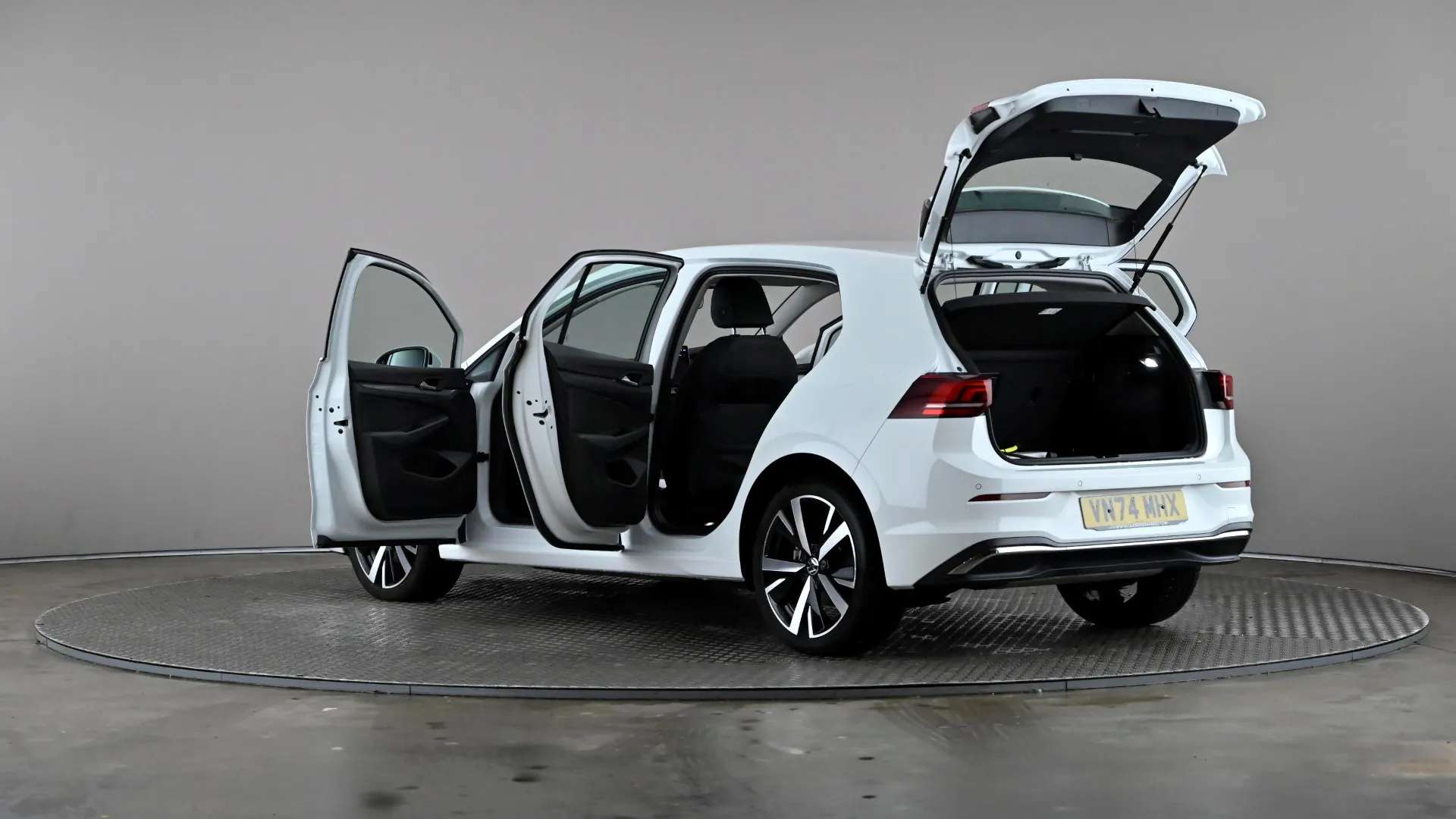 2024 VOLKSWAGEN GOLF 2024 VOLKSWAGEN GOLF