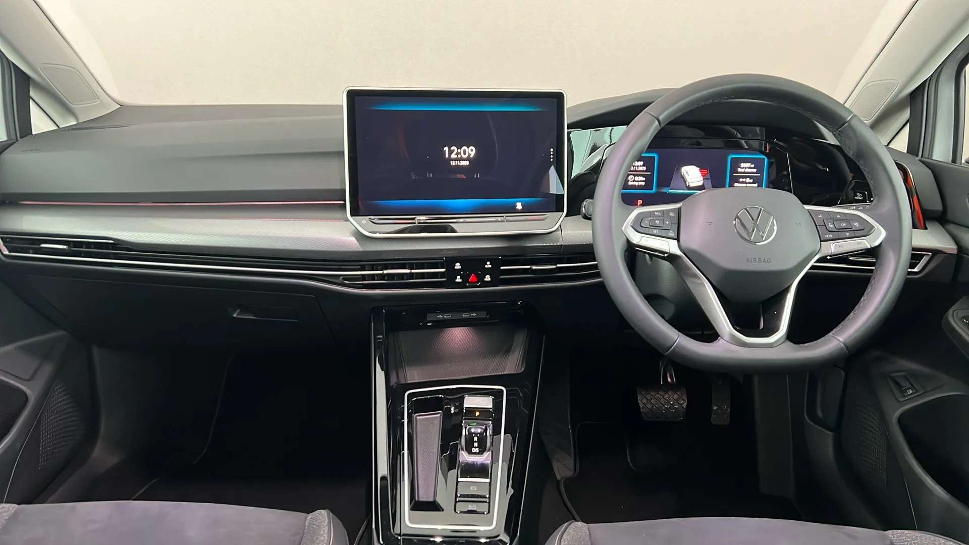 2024 VOLKSWAGEN GOLF 2024 VOLKSWAGEN GOLF