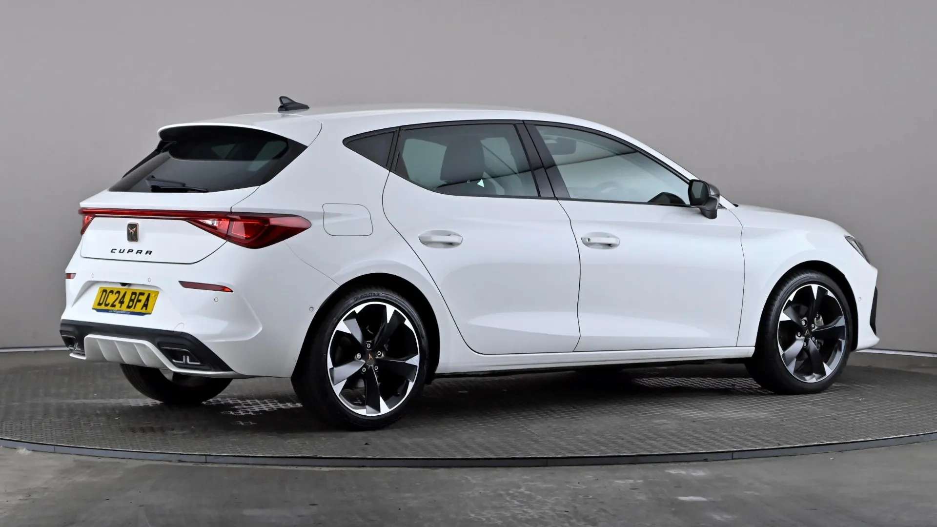 2024 CUPRA LEON 2024 CUPRA LEON