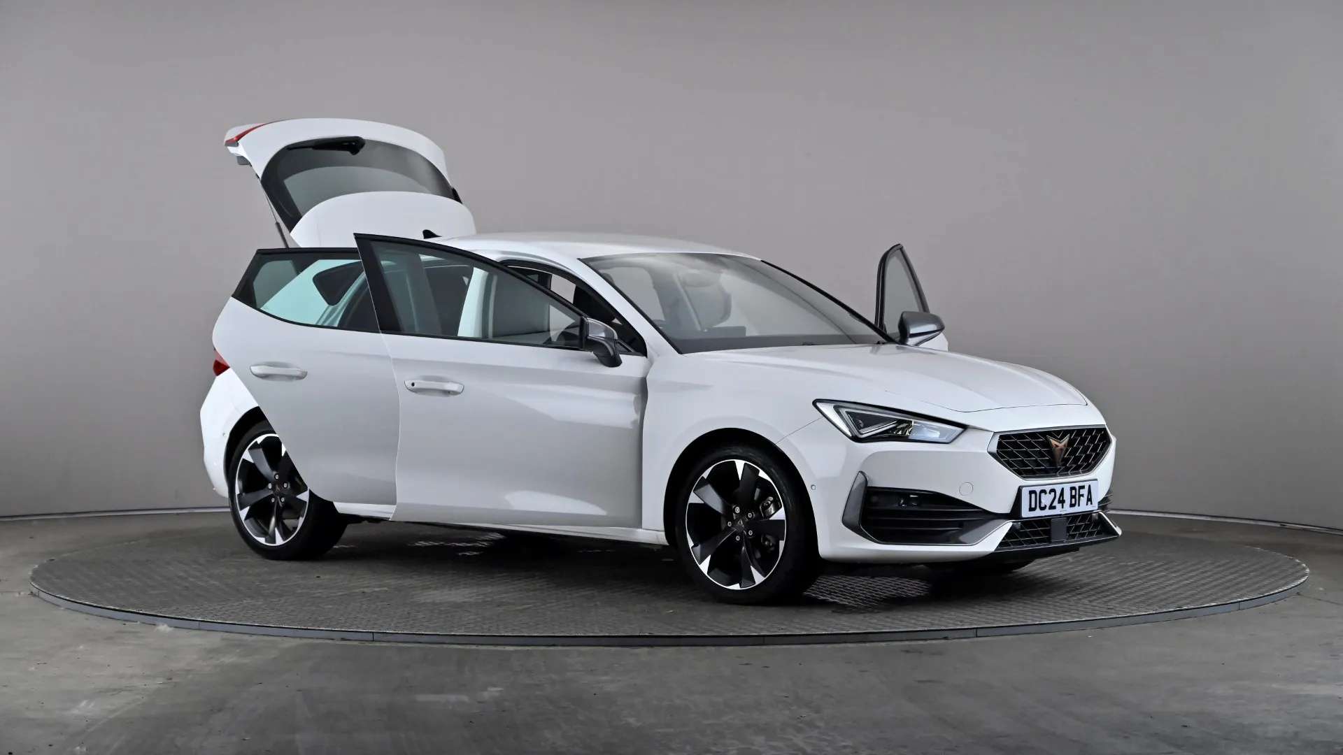 2024 CUPRA LEON 2024 CUPRA LEON