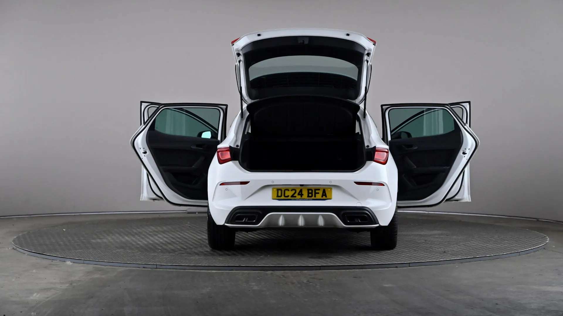2024 CUPRA LEON 2024 CUPRA LEON