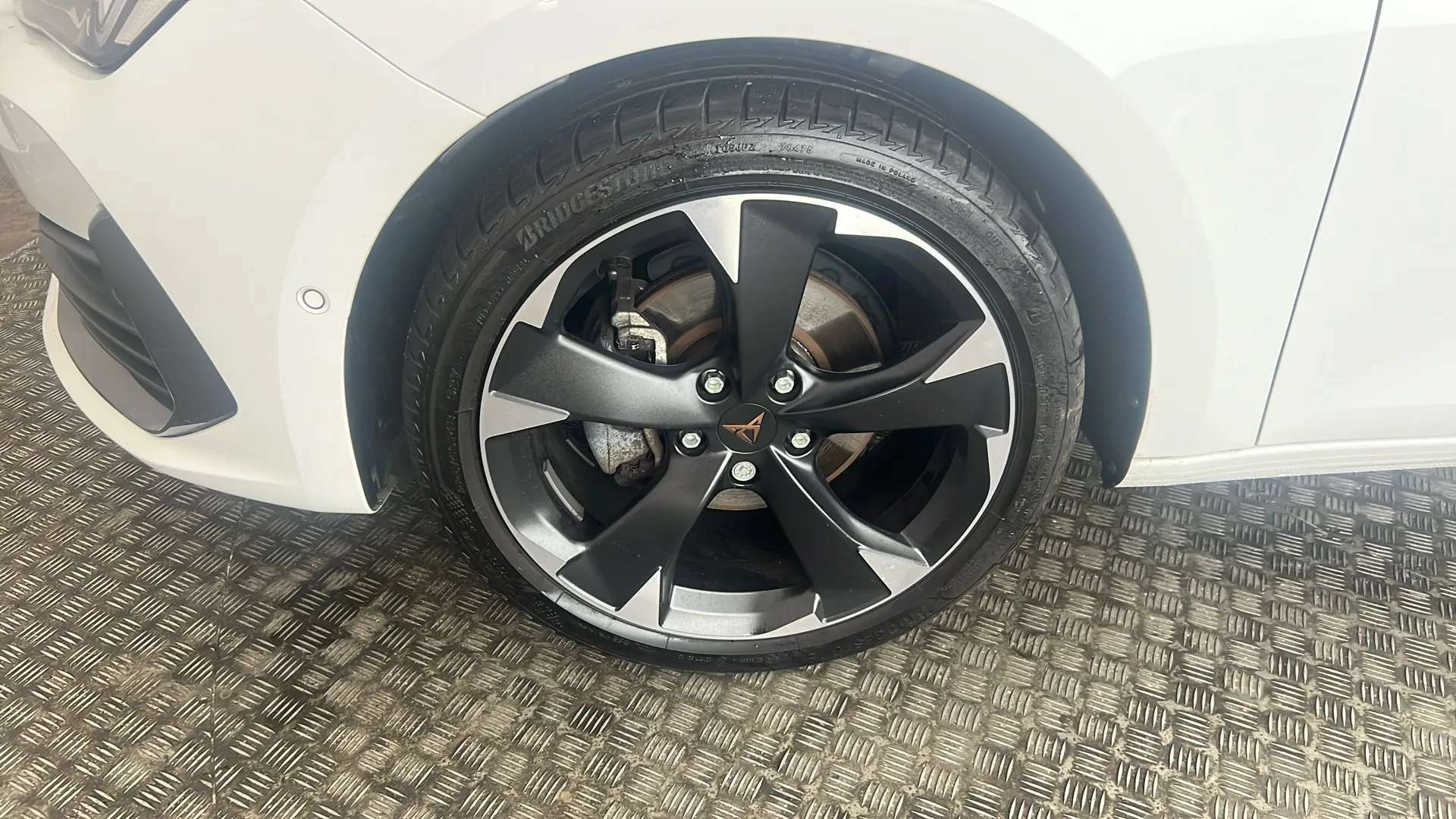 2024 CUPRA LEON 2024 CUPRA LEON