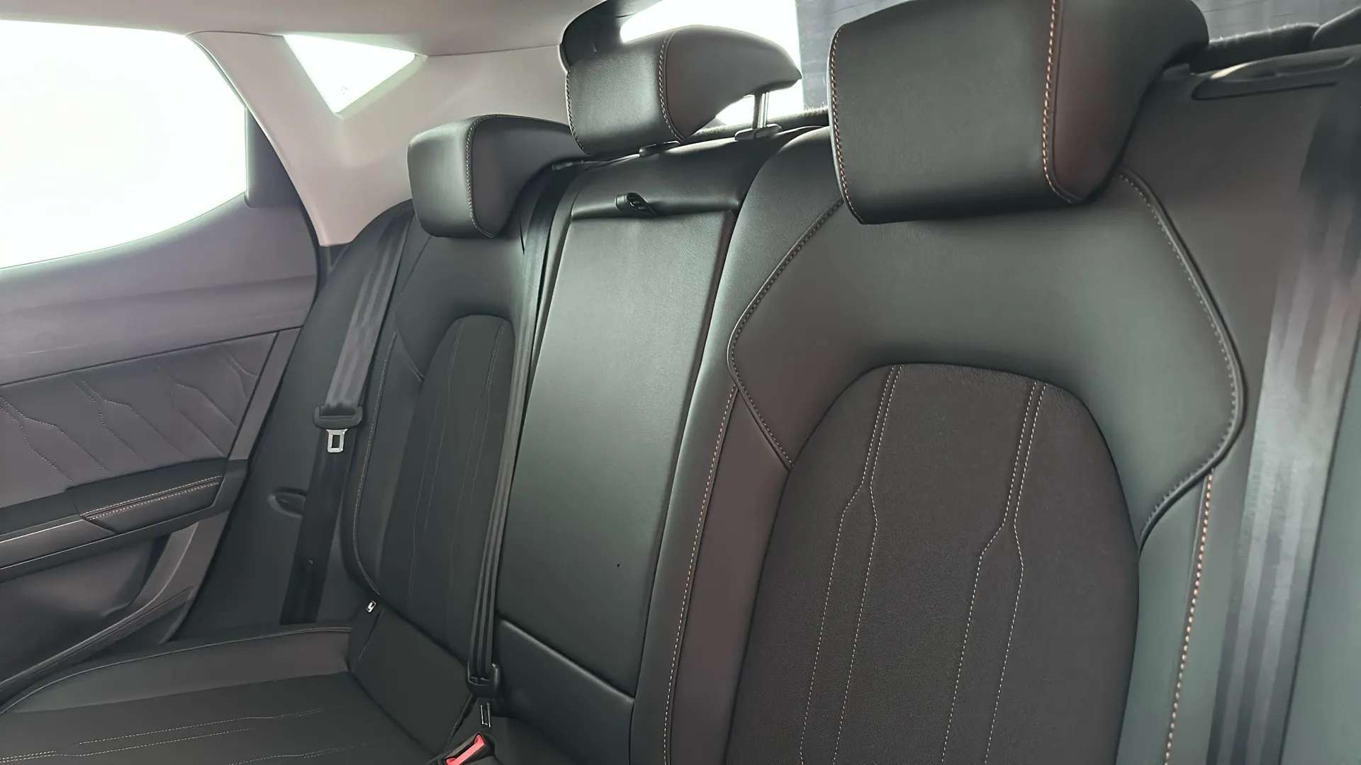 2024 CUPRA LEON 2024 CUPRA LEON