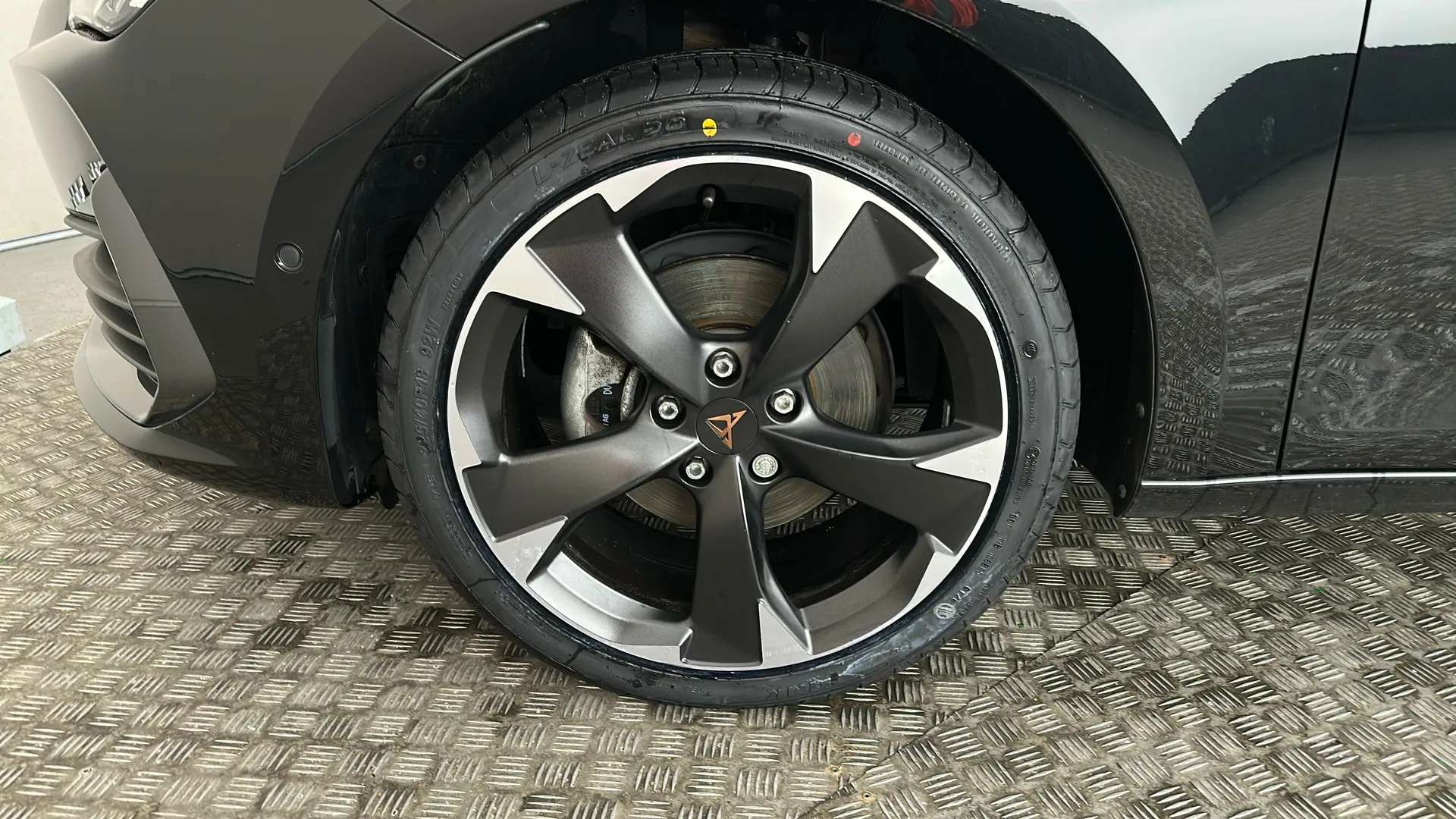 2024 CUPRA LEON 2024 CUPRA LEON