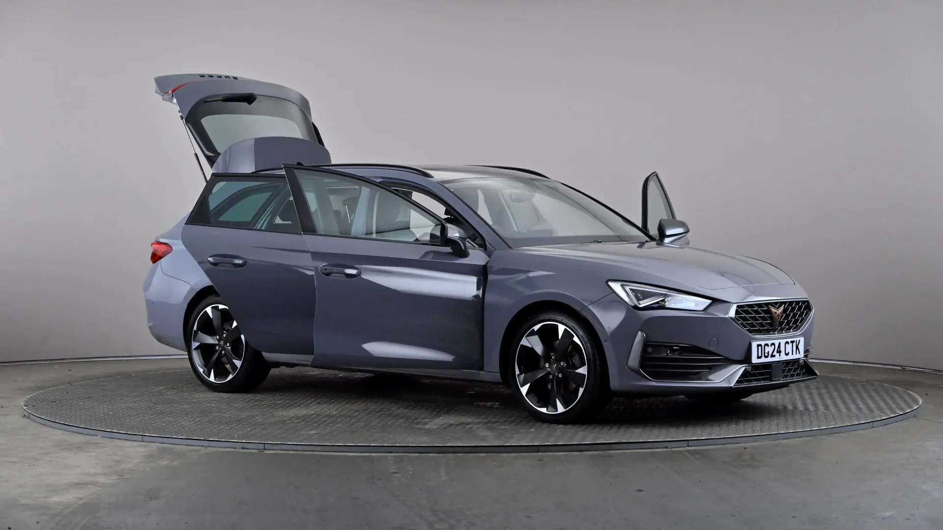 2024 CUPRA LEON 2024 CUPRA LEON