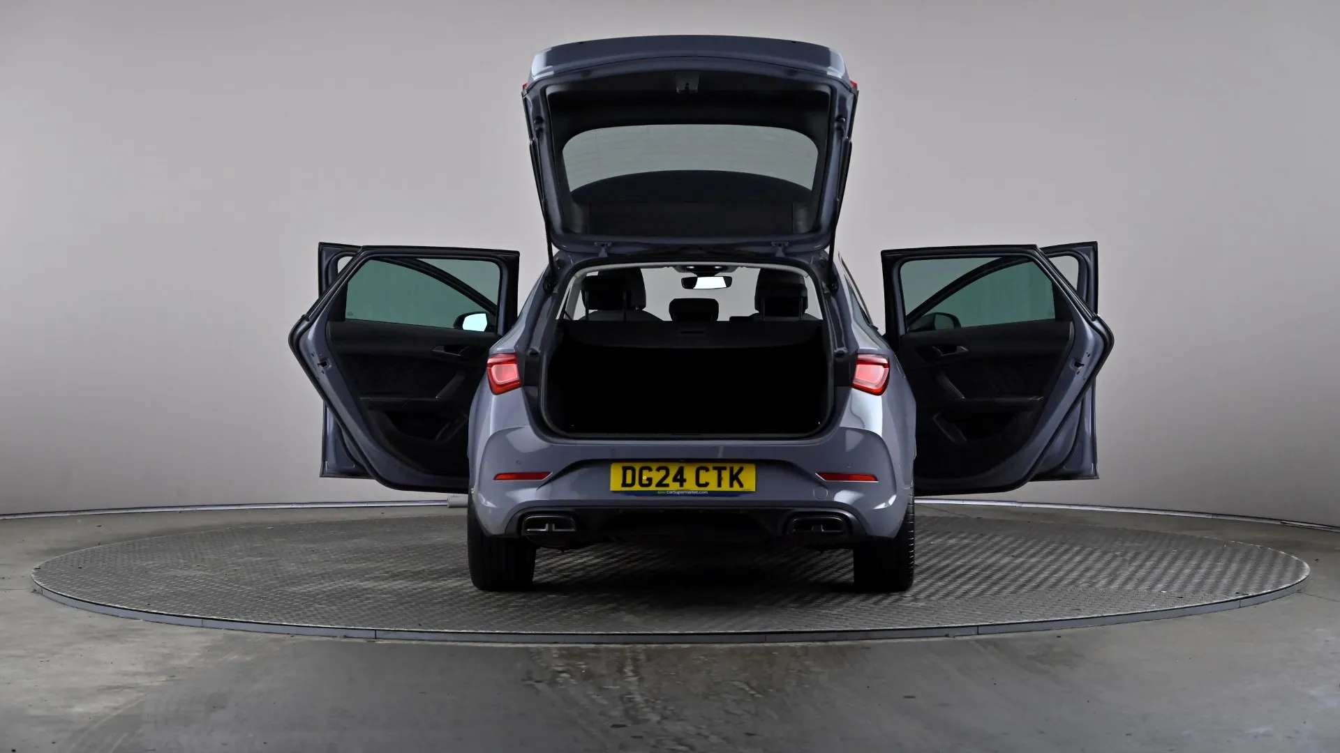 2024 CUPRA LEON 2024 CUPRA LEON