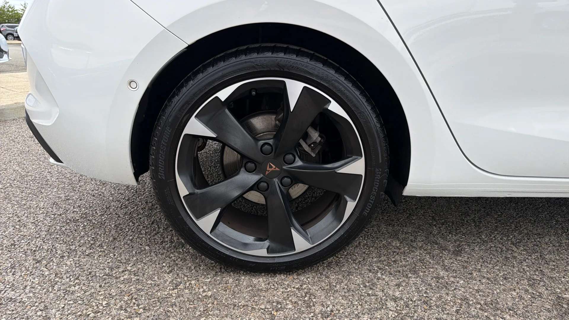 2024 CUPRA LEON 2024 CUPRA LEON
