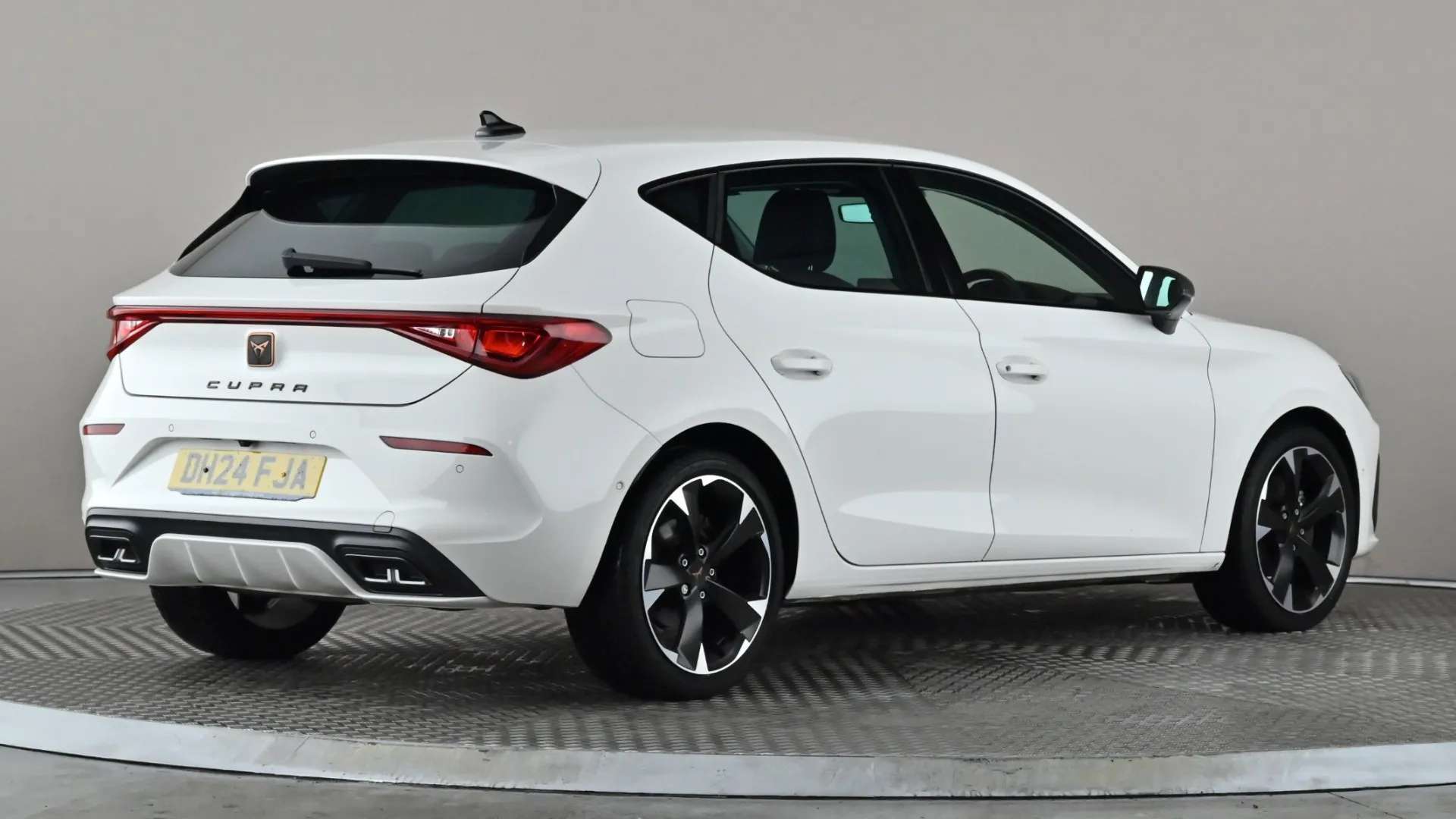 2024 CUPRA LEON 2024 CUPRA LEON