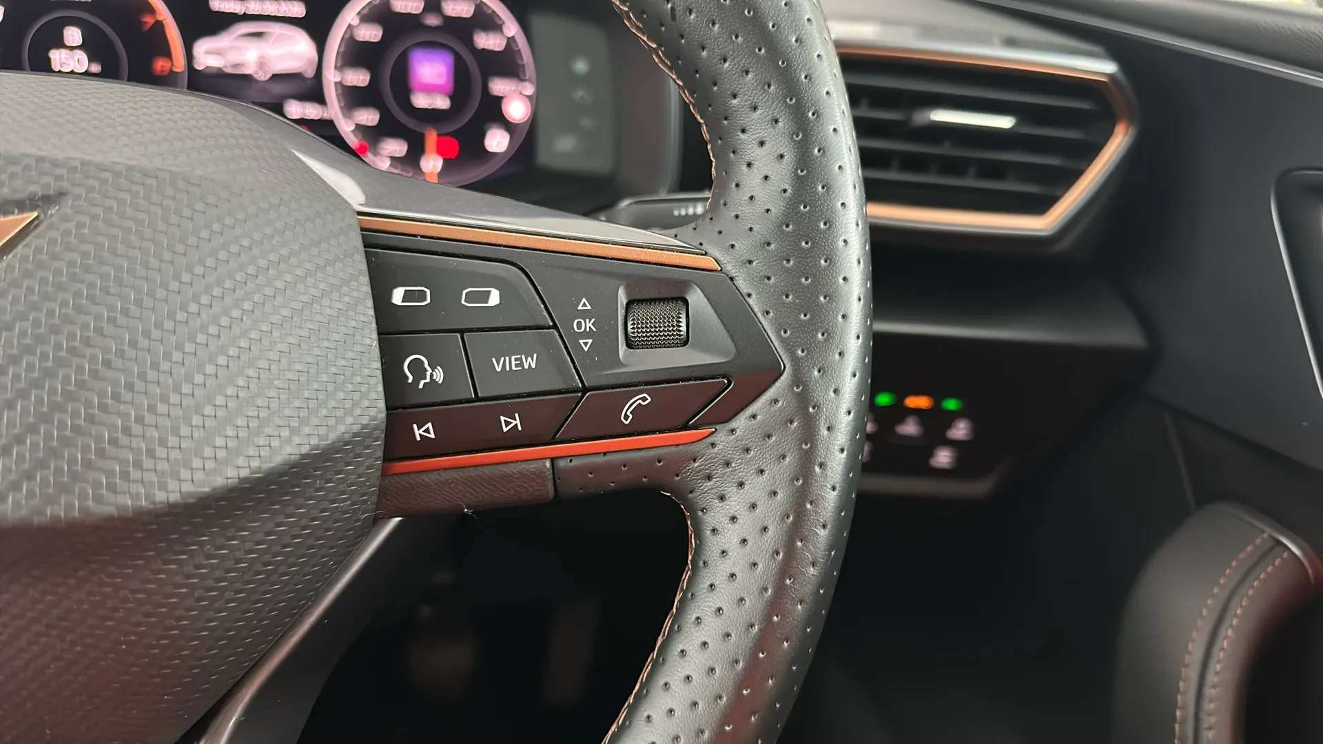 2024 CUPRA LEON 2024 CUPRA LEON