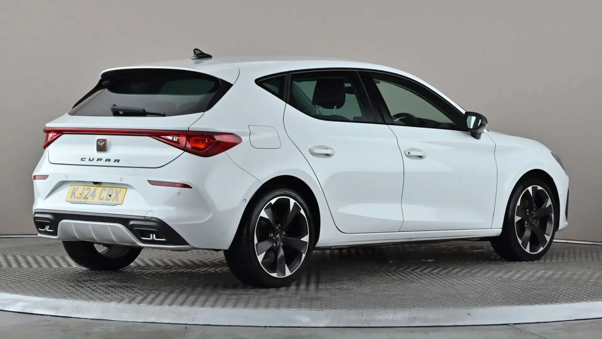 2024 CUPRA LEON 2024 CUPRA LEON