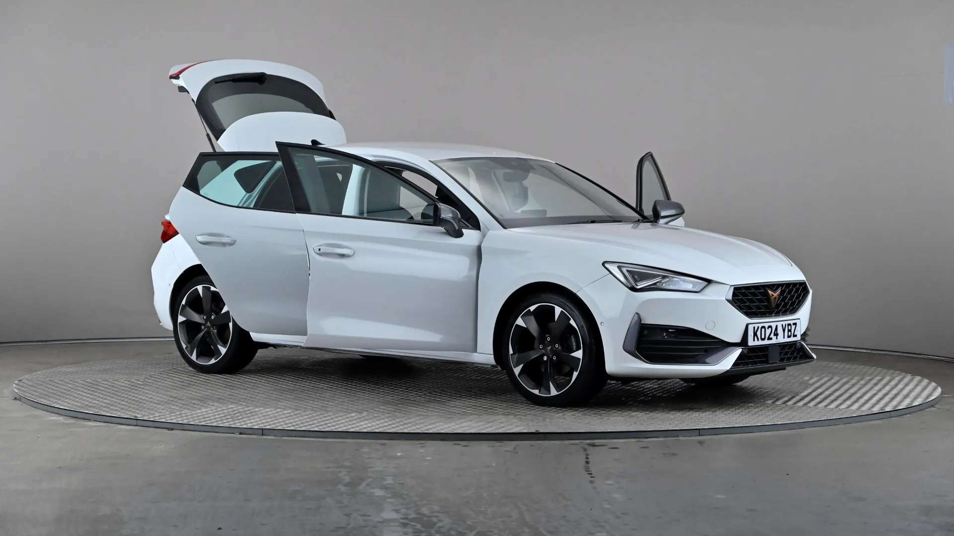 2024 CUPRA LEON 2024 CUPRA LEON