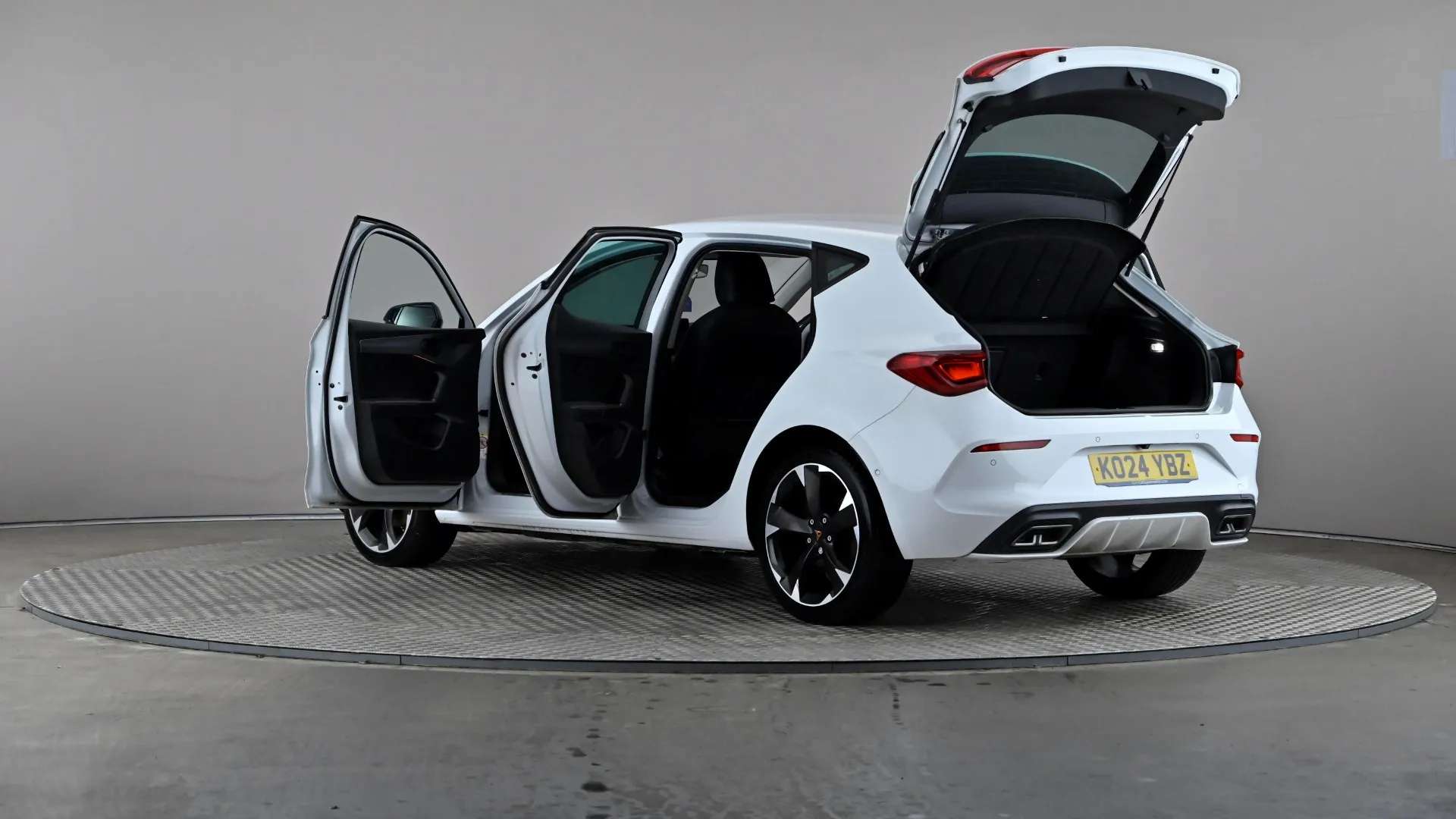 2024 CUPRA LEON 2024 CUPRA LEON