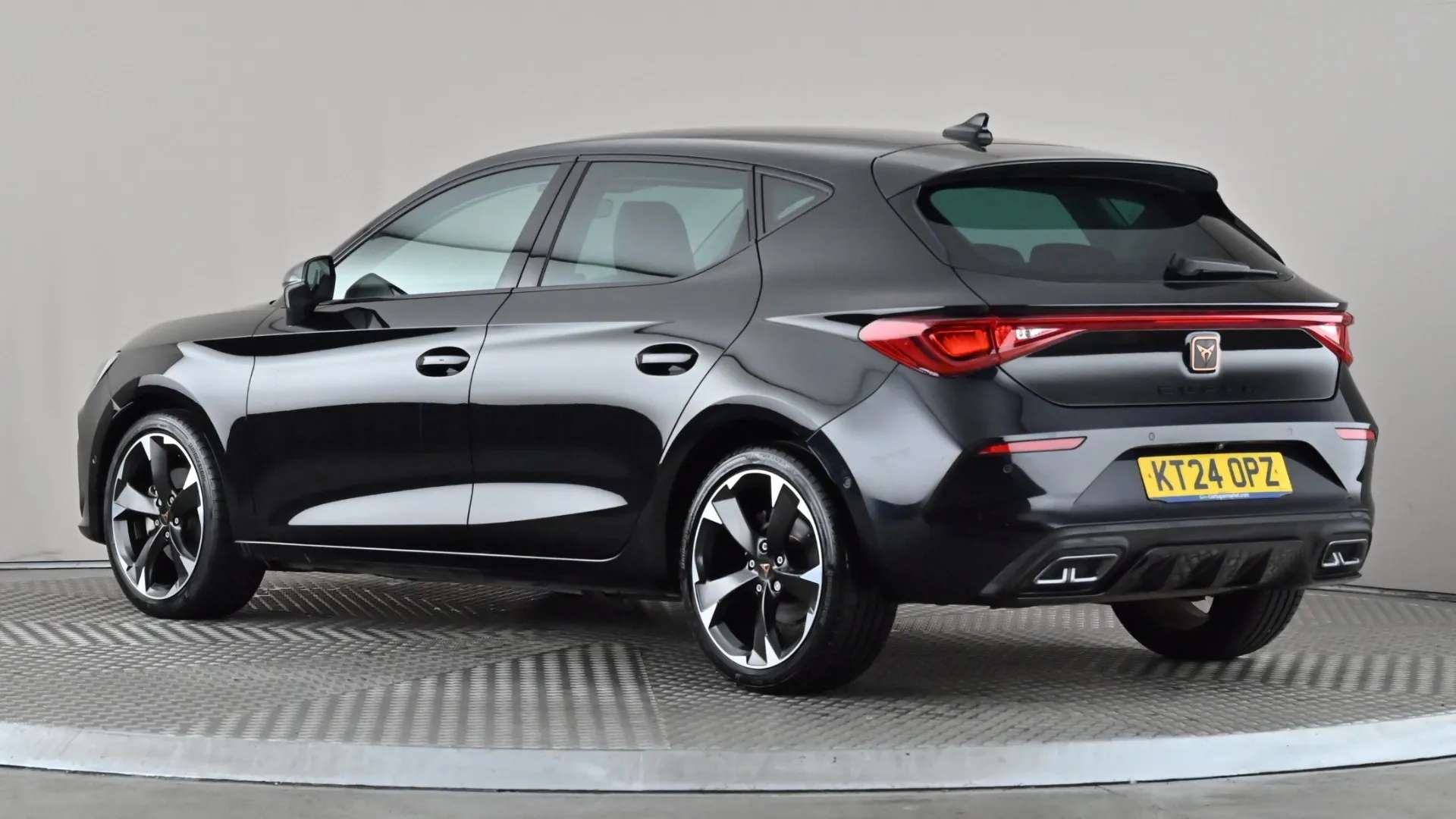 A 2024 CUPRA LEON 1.5 TSI V1 A 2024 CUPRA LEON 1.5 TSI V1