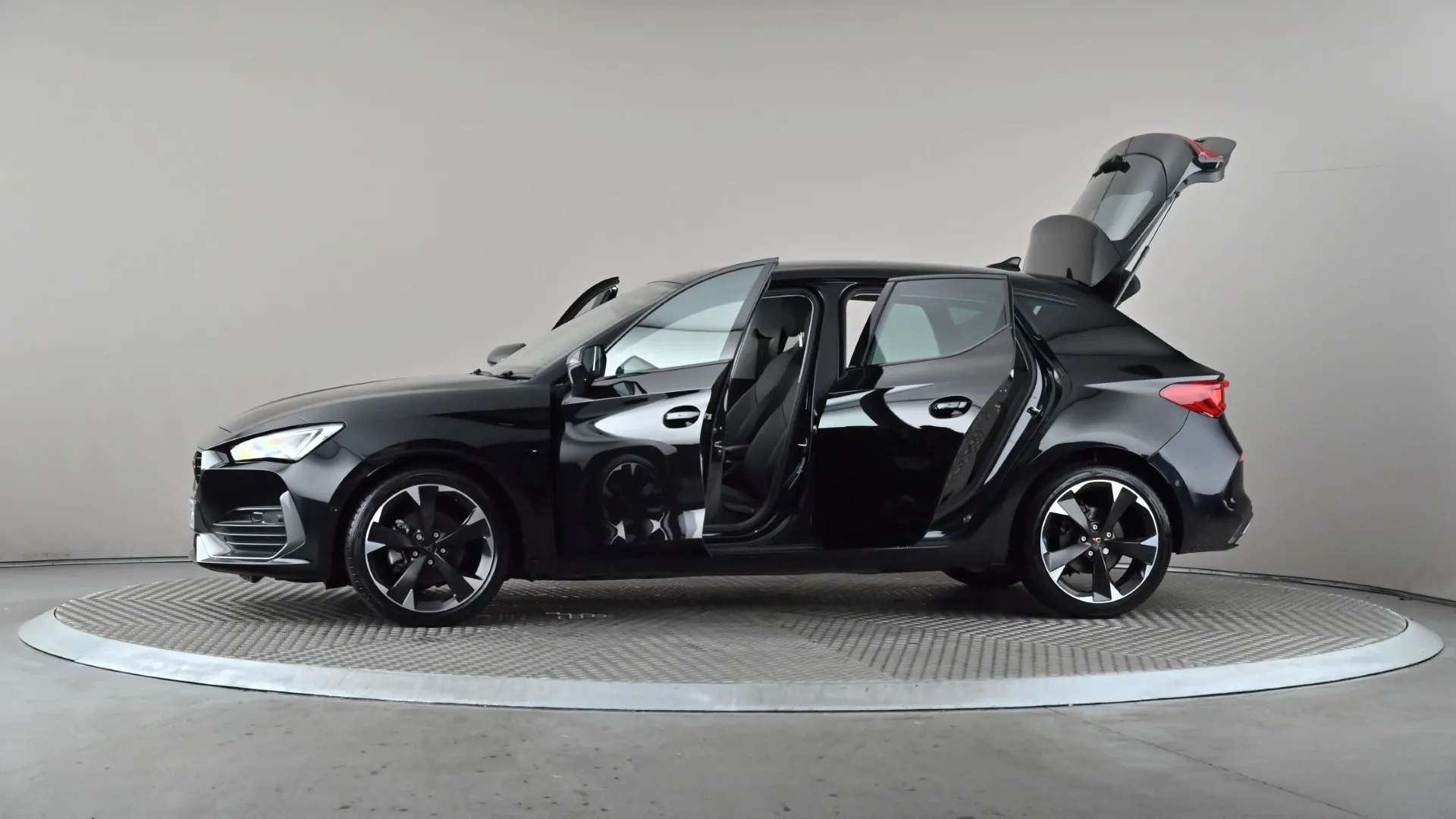 2024 CUPRA LEON 2024 CUPRA LEON