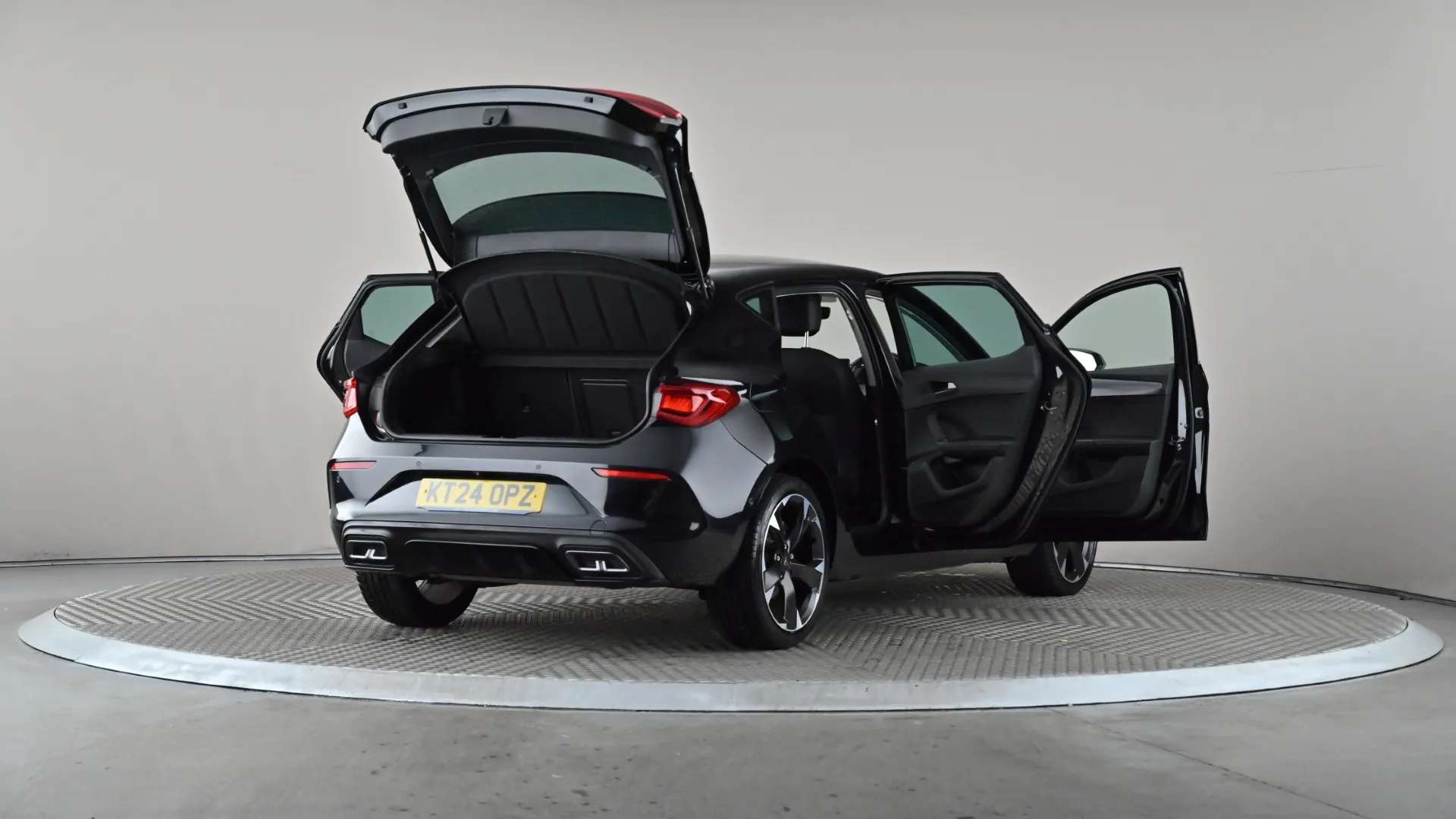 2024 CUPRA LEON 2024 CUPRA LEON