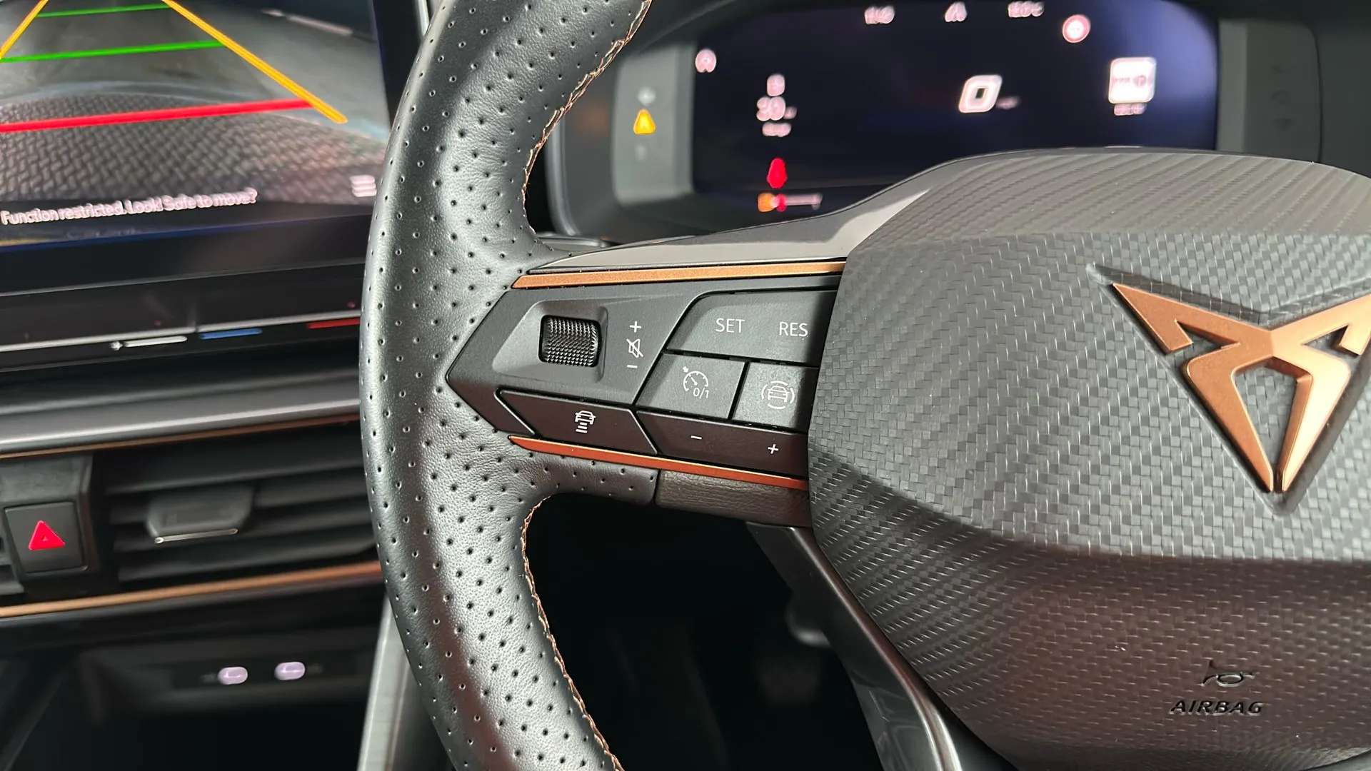2024 CUPRA LEON 2024 CUPRA LEON