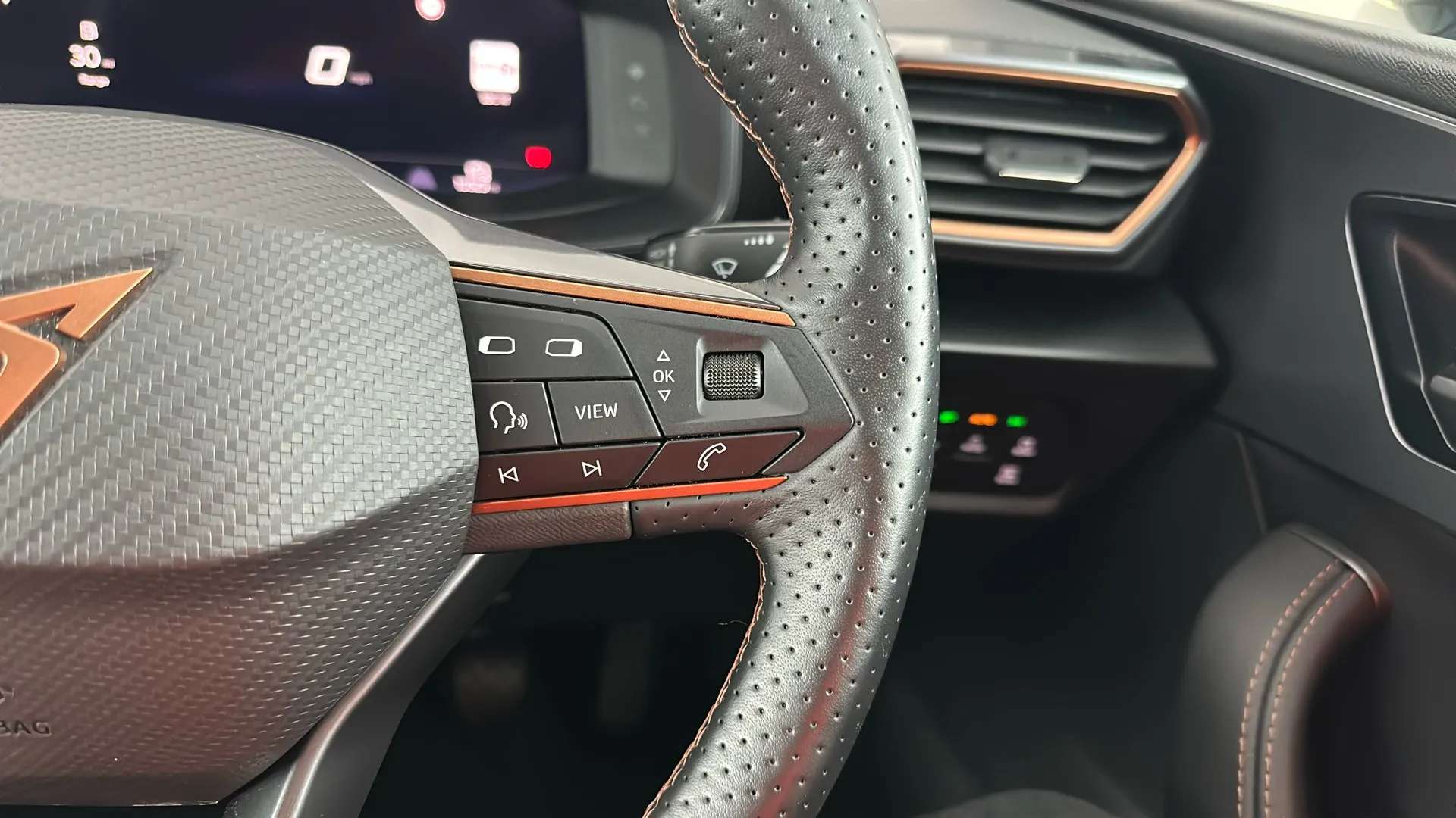 2024 CUPRA LEON 2024 CUPRA LEON