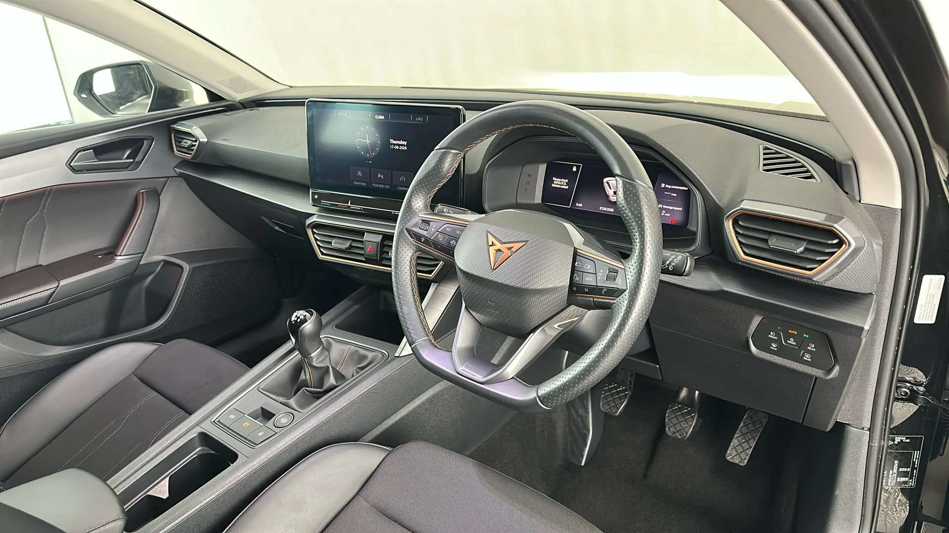 2024 CUPRA LEON 2024 CUPRA LEON