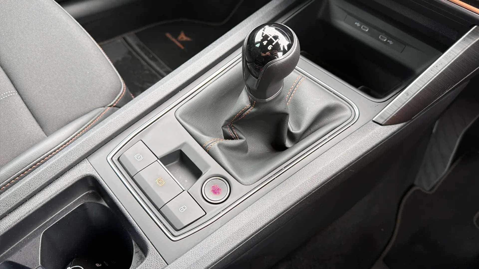 2024 CUPRA LEON 2024 CUPRA LEON
