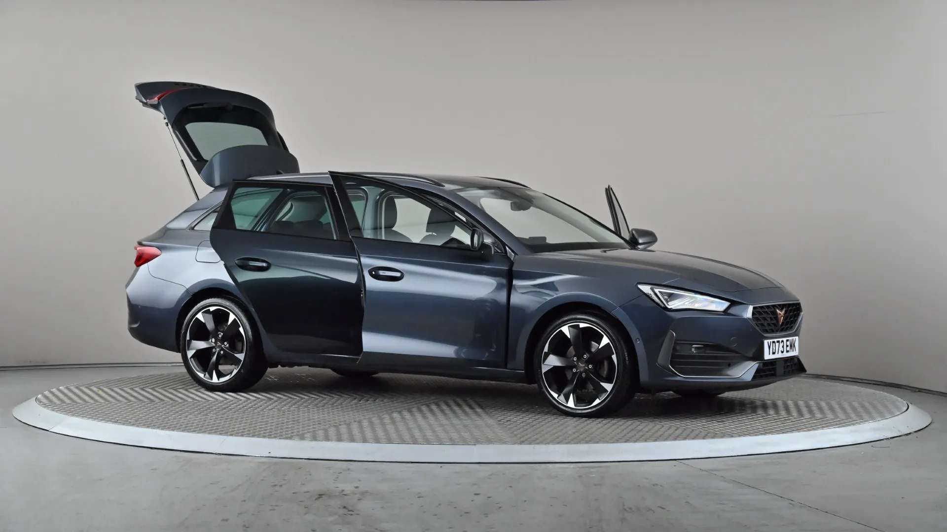 2023 CUPRA LEON 2023 CUPRA LEON