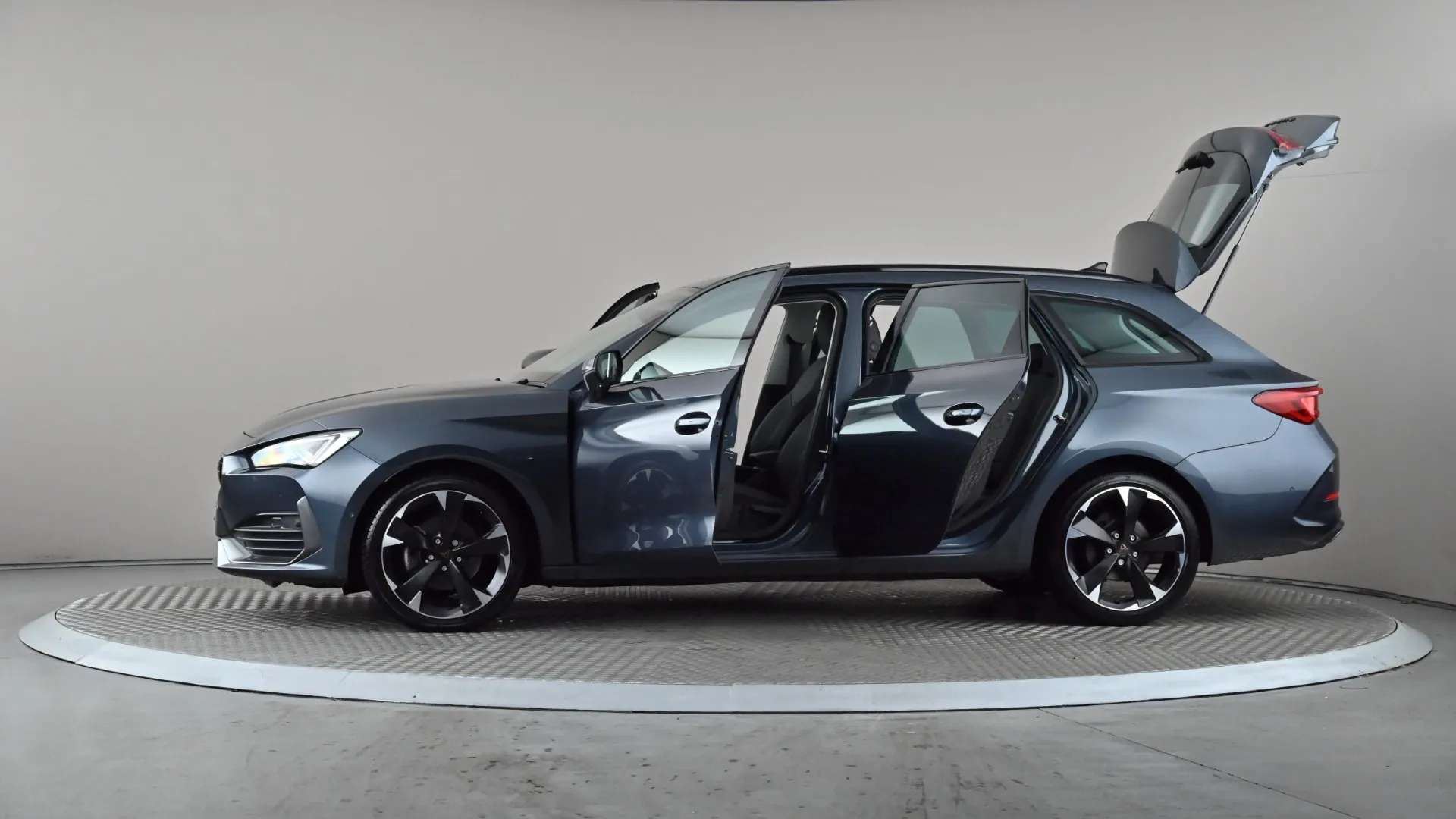 2023 CUPRA LEON 2023 CUPRA LEON