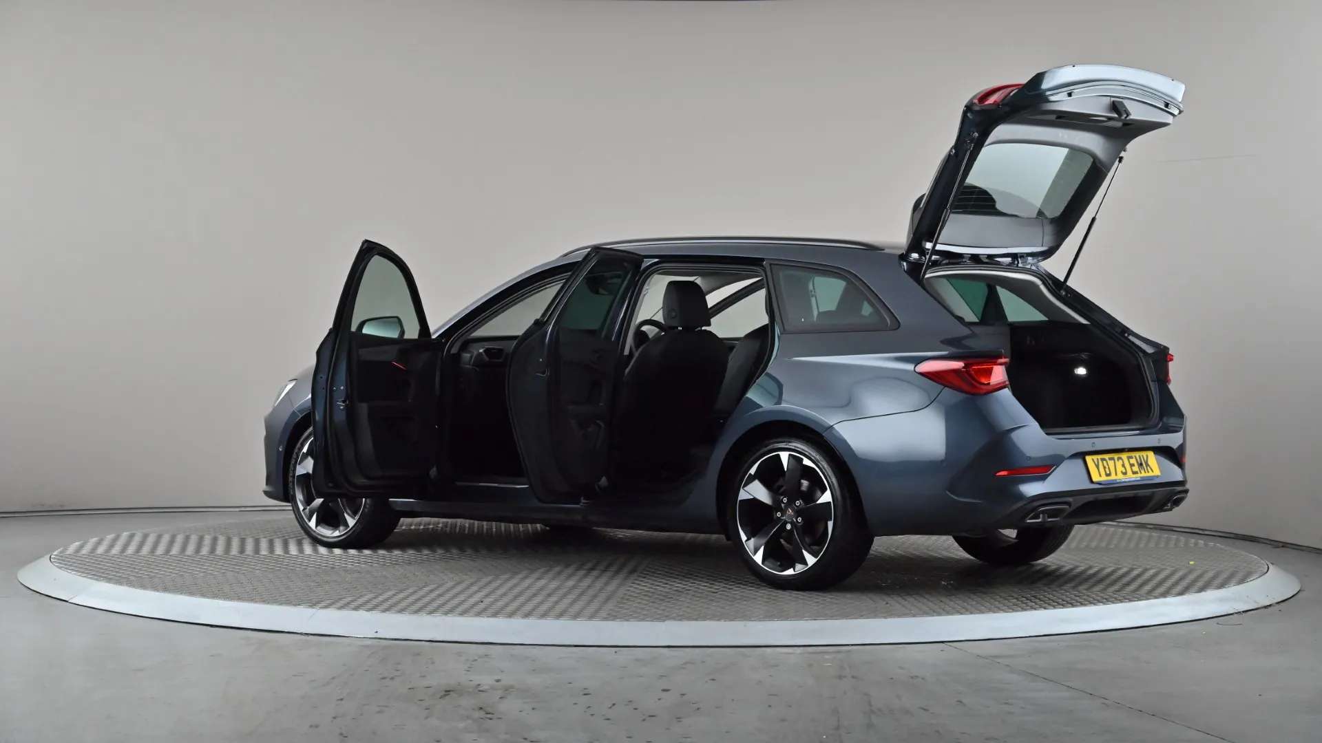 2023 CUPRA LEON 2023 CUPRA LEON
