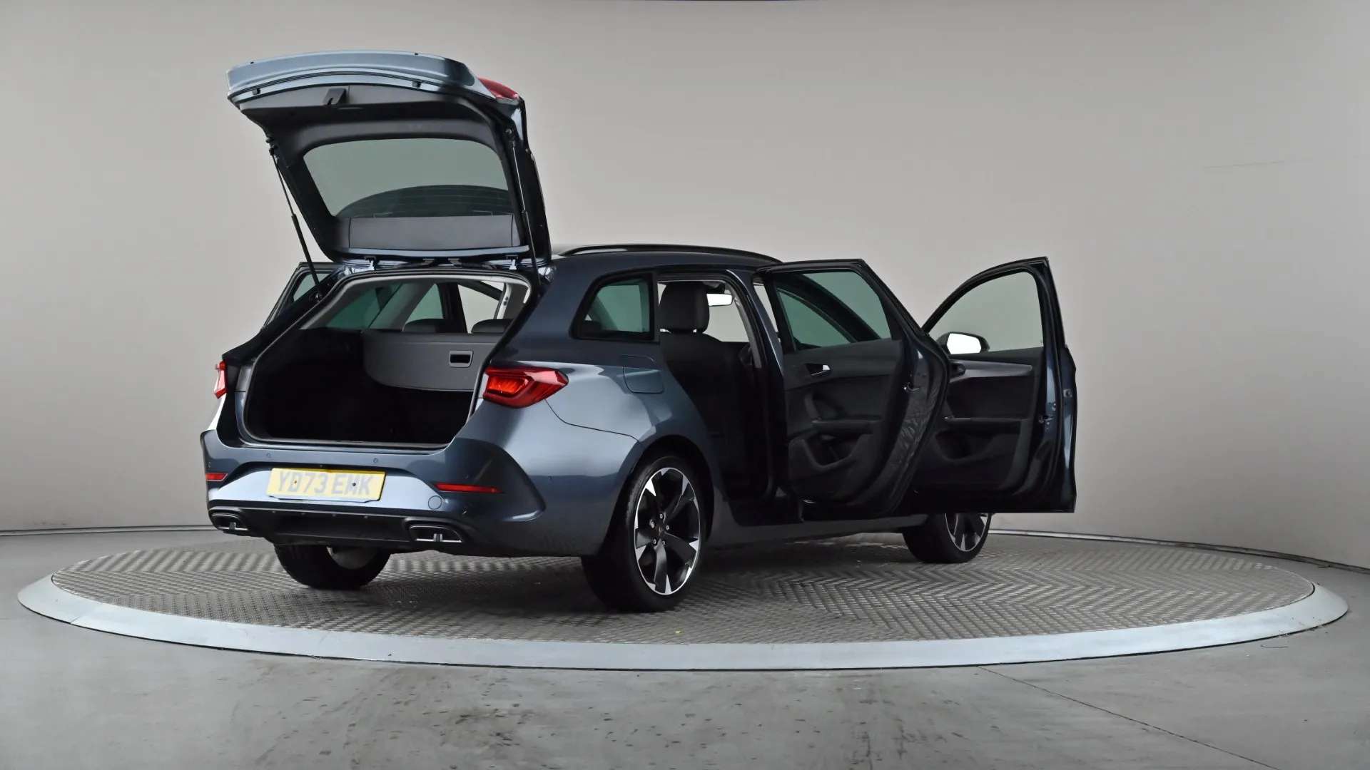 2023 CUPRA LEON 2023 CUPRA LEON