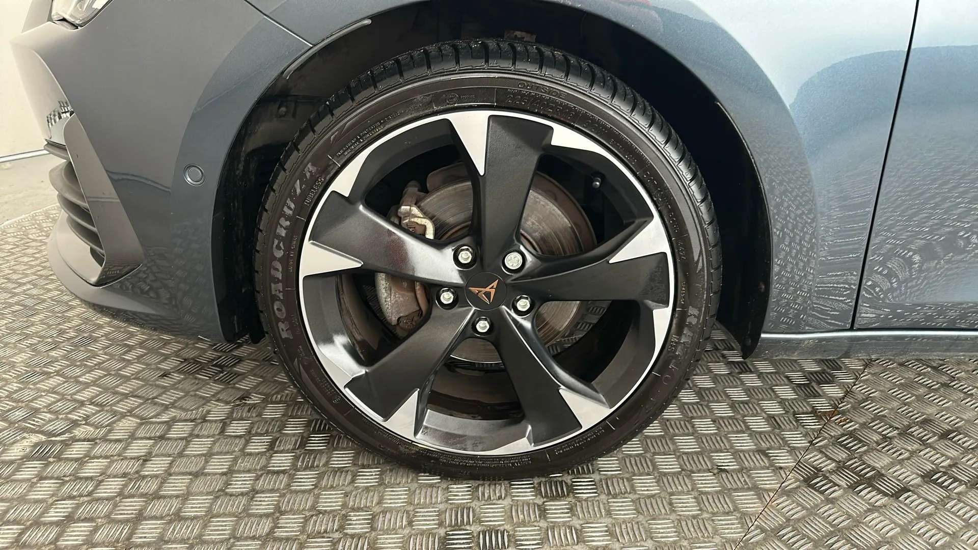 2023 CUPRA LEON 2023 CUPRA LEON