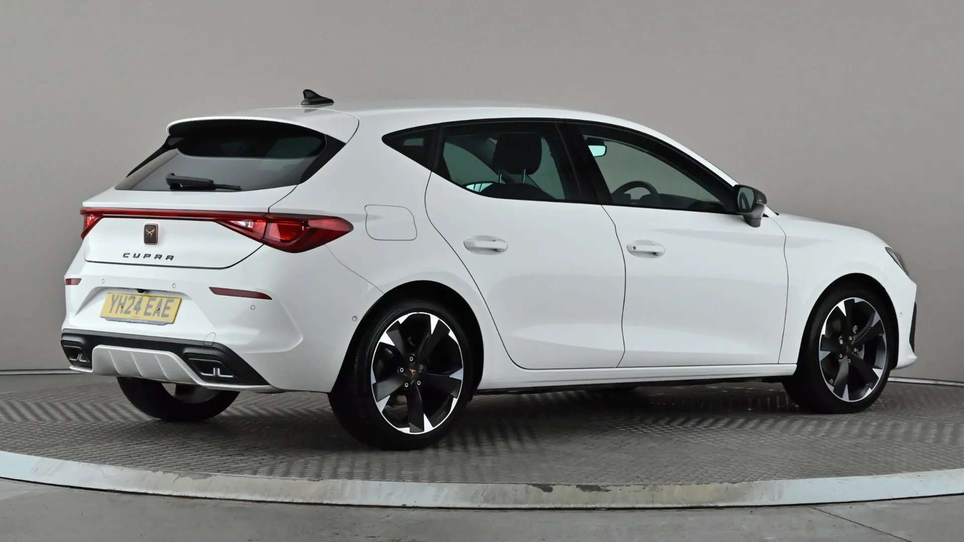 2024 CUPRA LEON 2024 CUPRA LEON