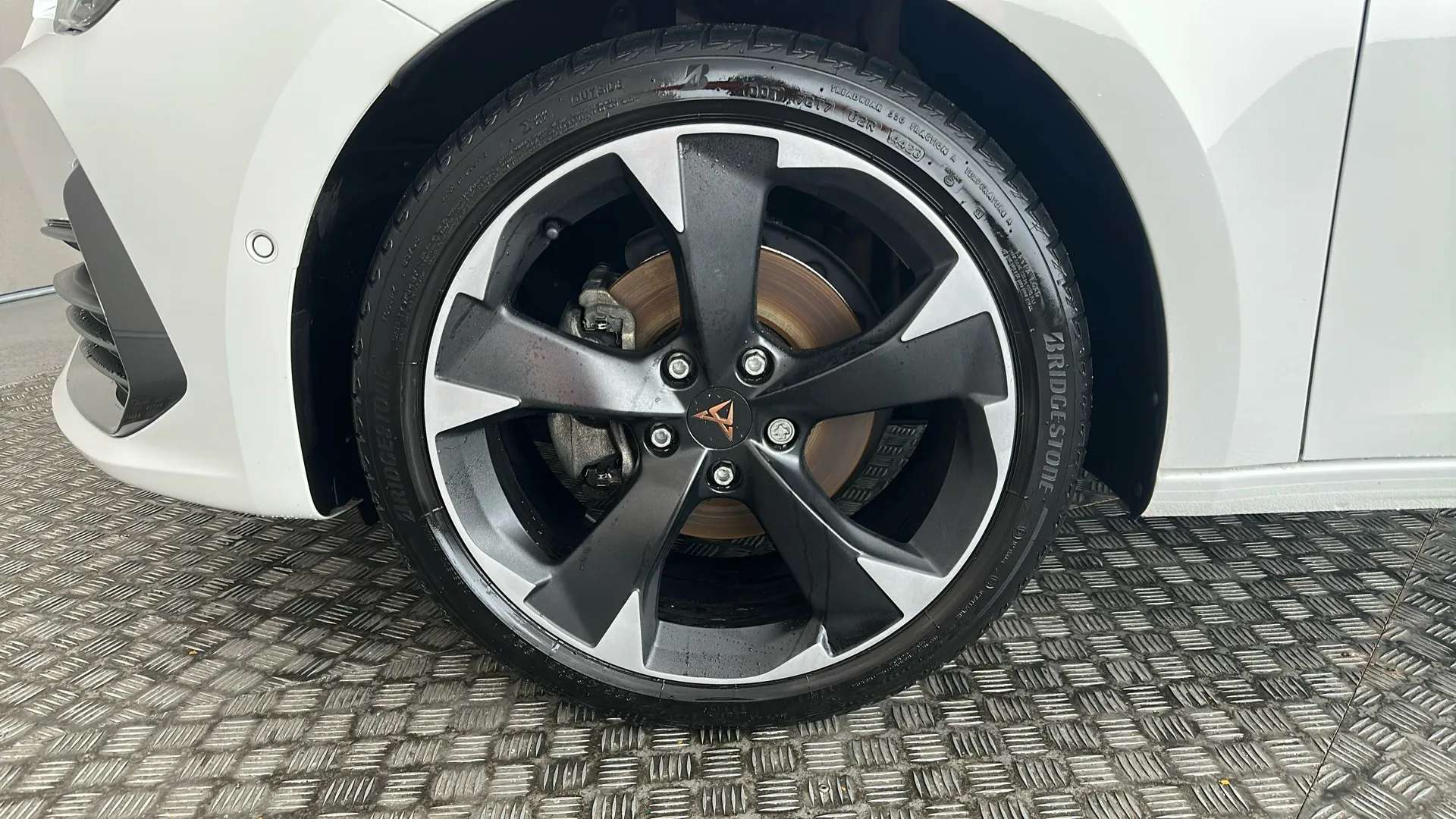 2024 CUPRA LEON 2024 CUPRA LEON