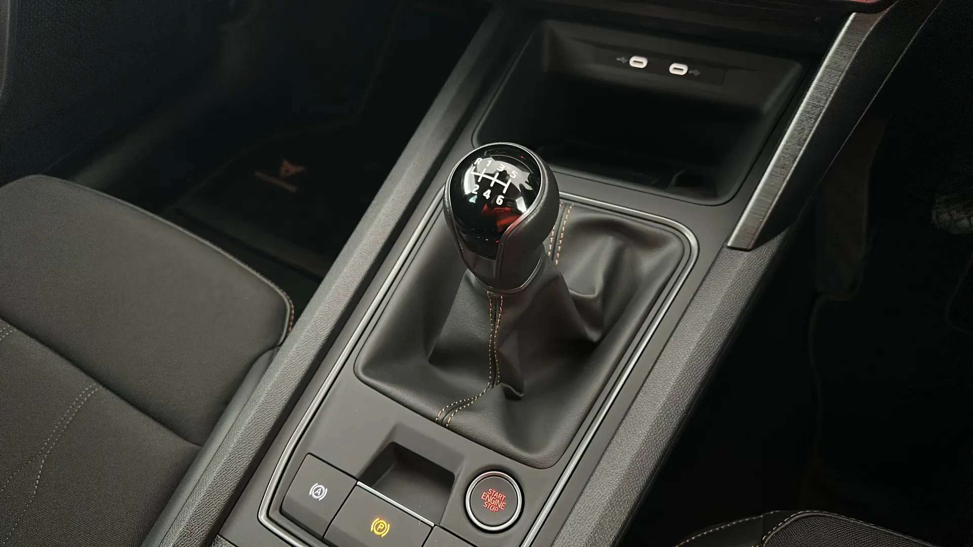 2024 CUPRA LEON 2024 CUPRA LEON