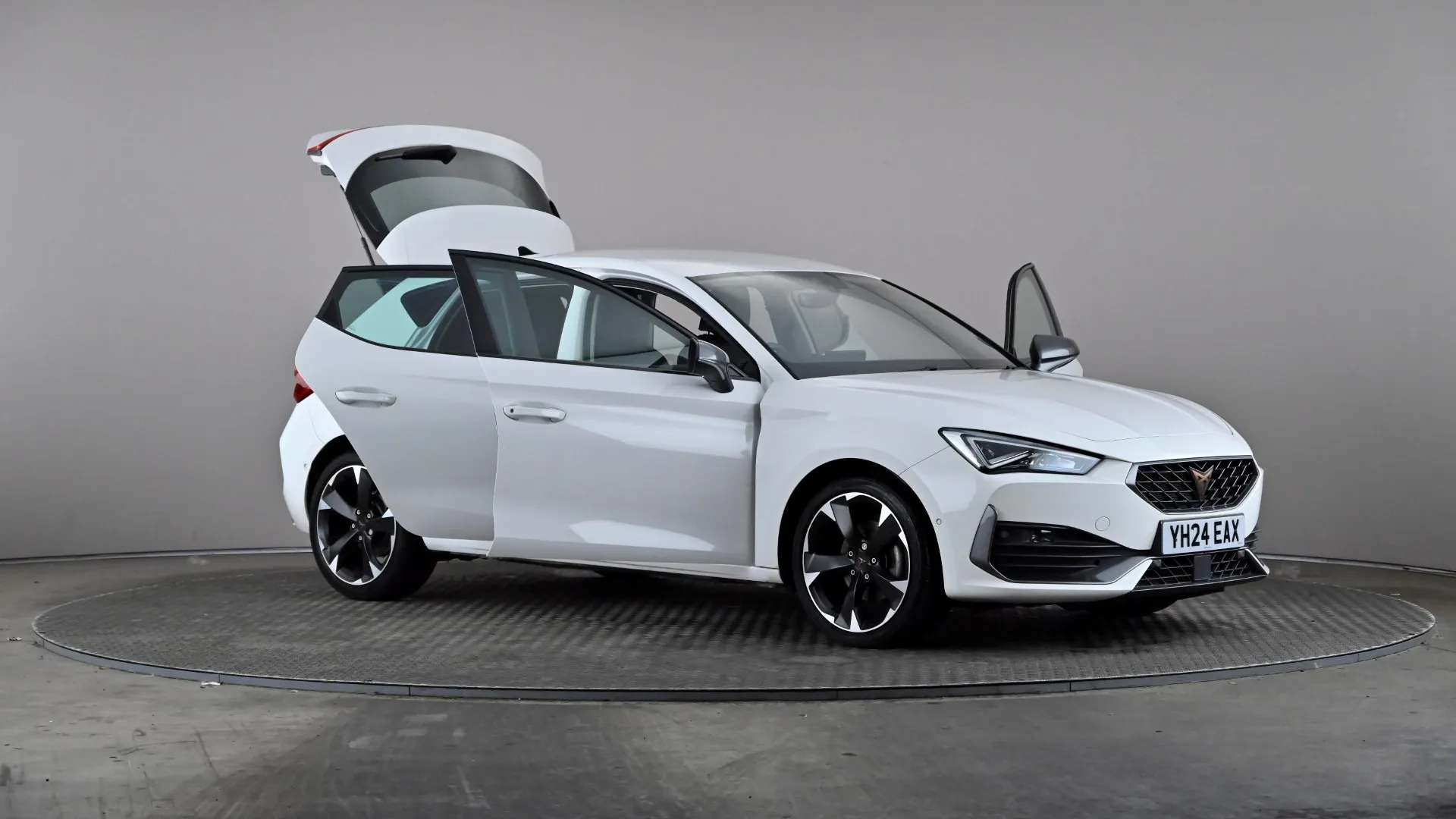 2024 CUPRA LEON 2024 CUPRA LEON