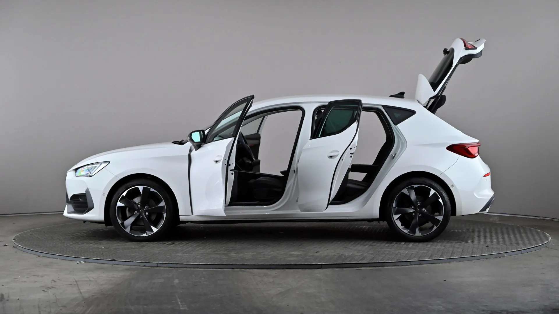 2024 CUPRA LEON 2024 CUPRA LEON