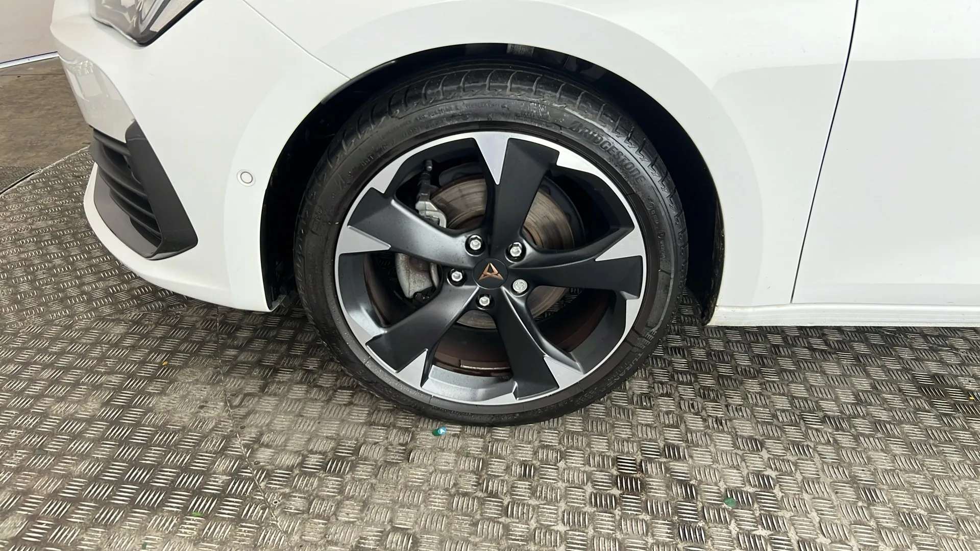2024 CUPRA LEON 2024 CUPRA LEON