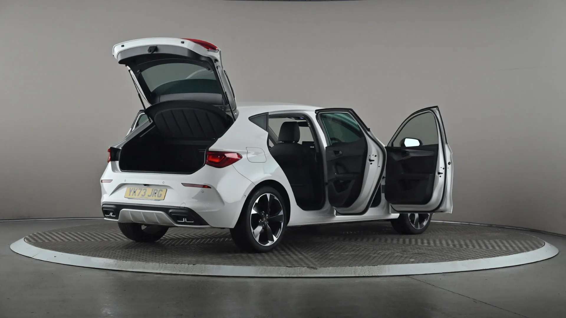 2024 CUPRA LEON 2024 CUPRA LEON