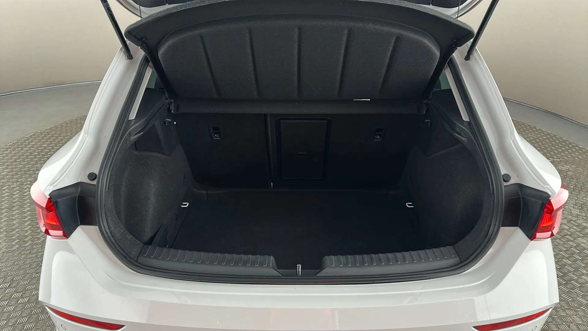 2024 CUPRA LEON 2024 CUPRA LEON