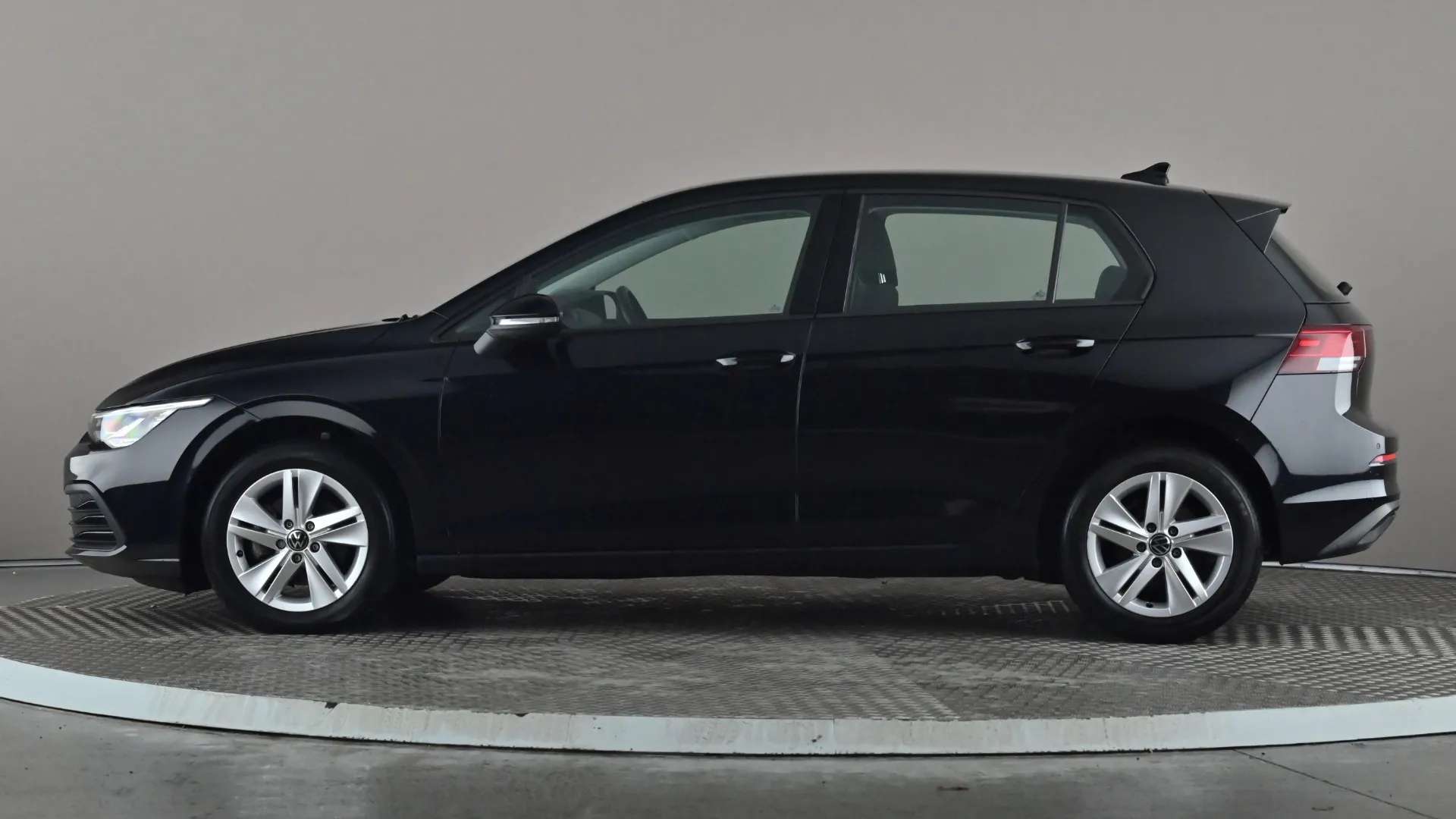 A 2021 VOLKSWAGEN GOLF 1.0 TSI Life A 2021 VOLKSWAGEN GOLF 1.0 TSI Life