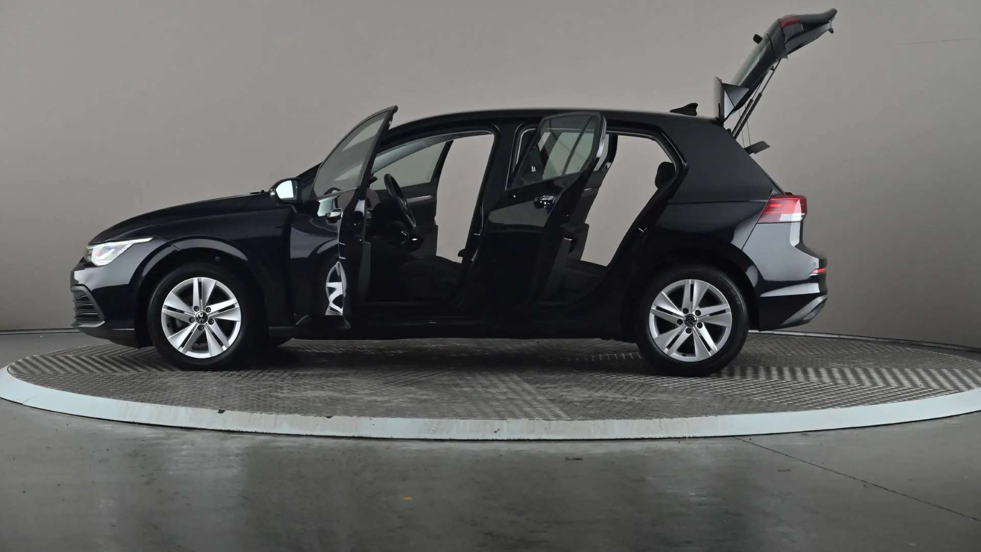 2021 VOLKSWAGEN GOLF 2021 VOLKSWAGEN GOLF